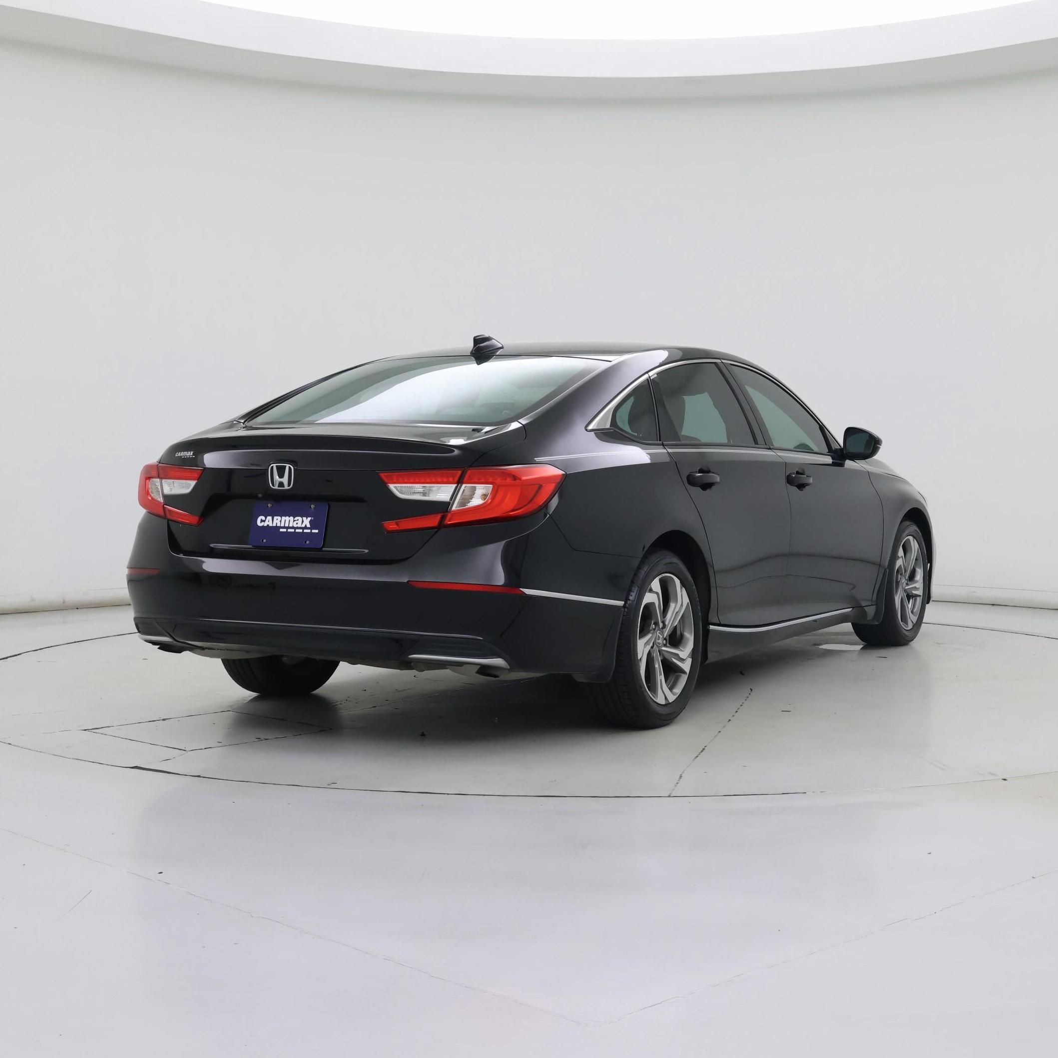 Thumbnail: 2018 Honda Accord - 8