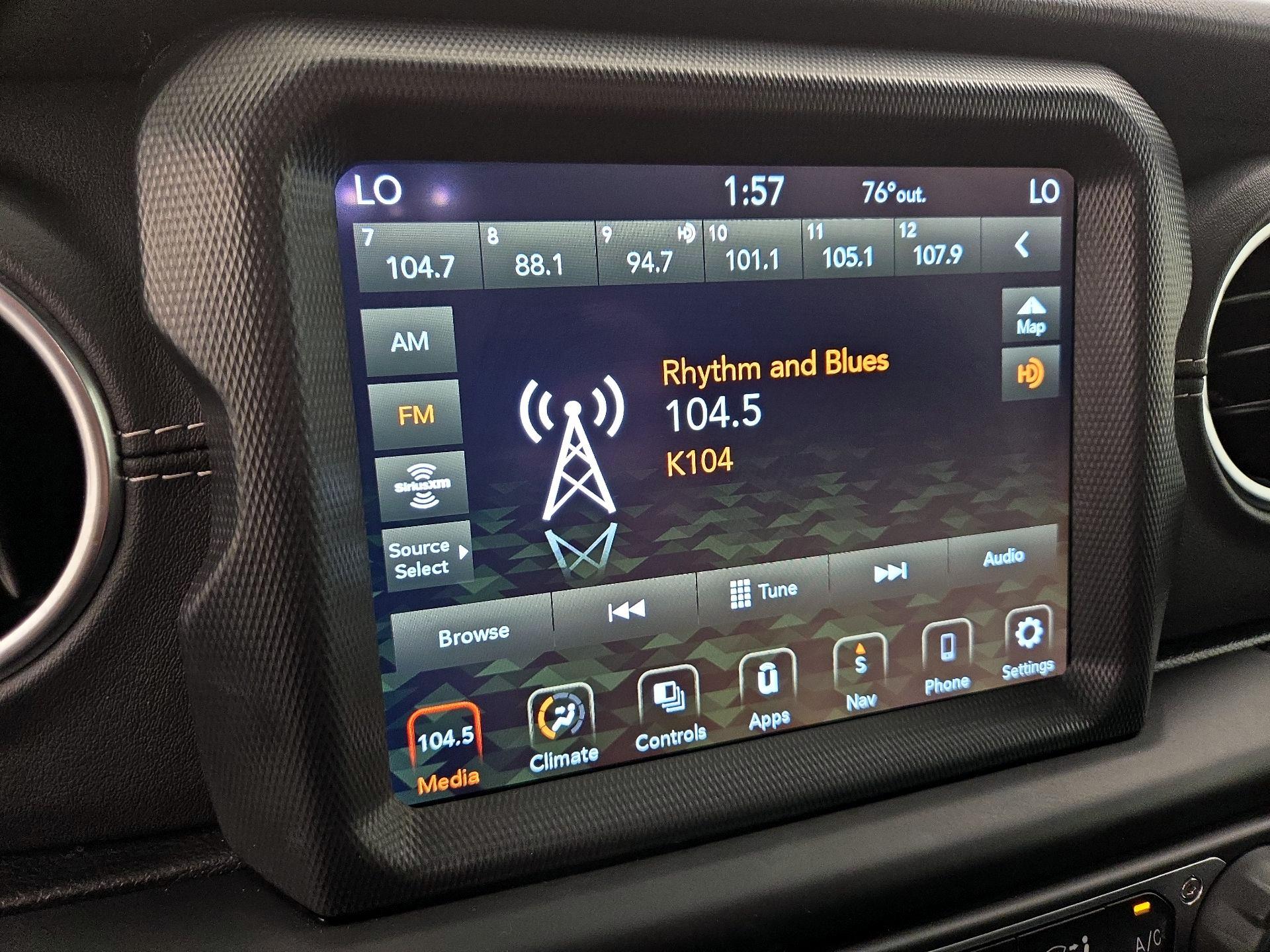Thumbnail: 2021 Jeep Wrangler - 16