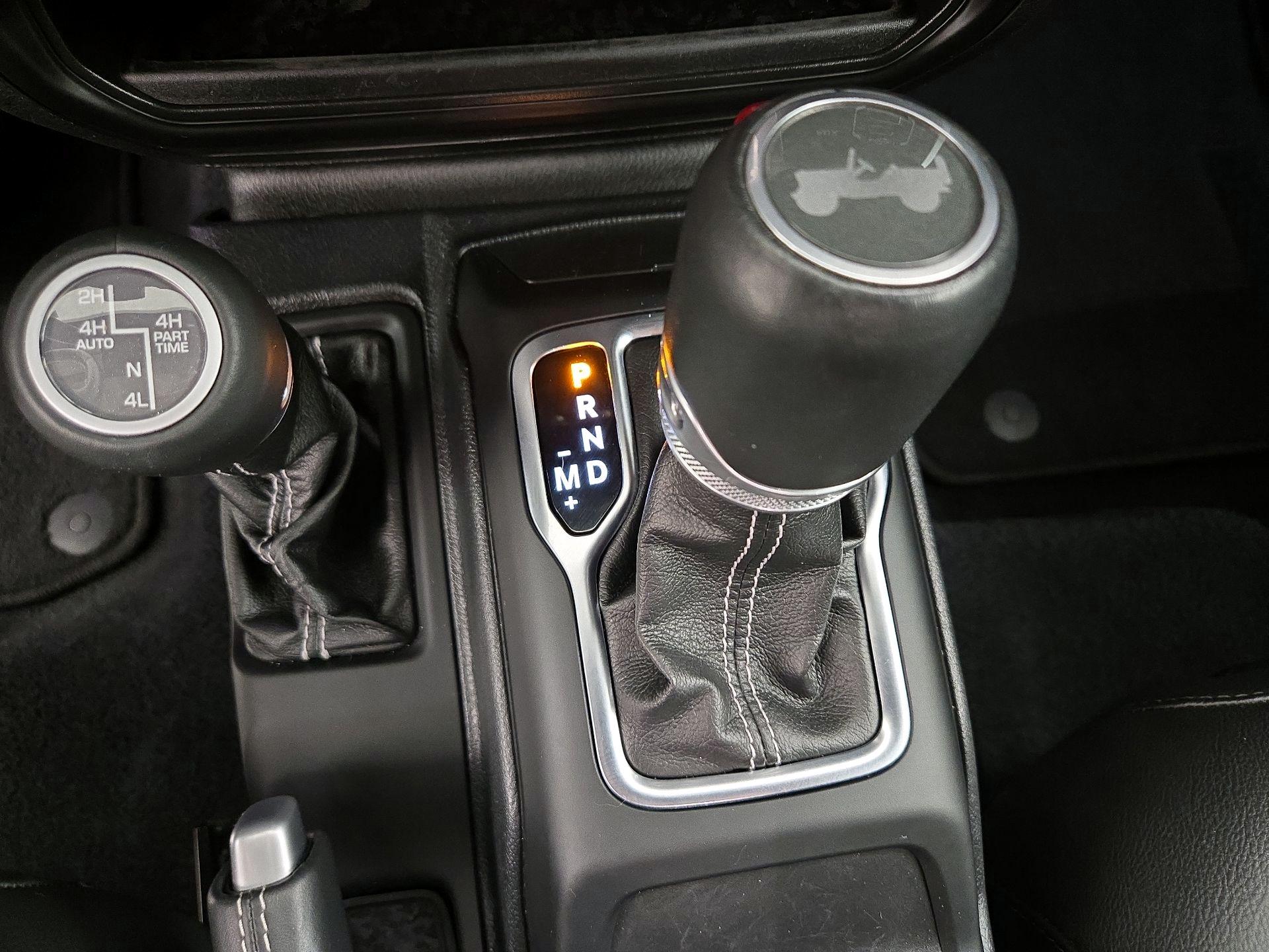 Thumbnail: 2021 Jeep Wrangler - 18