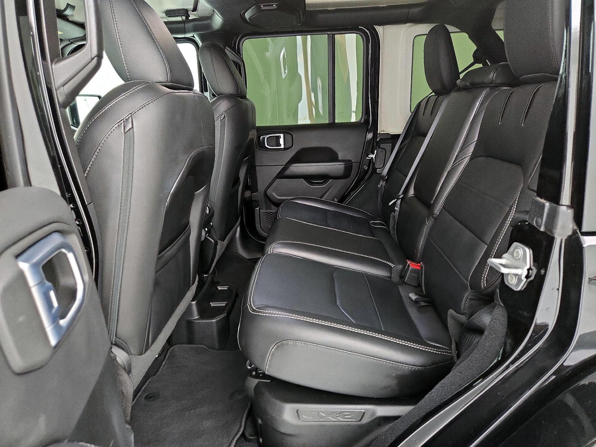 Thumbnail: 2021 Jeep Wrangler - 20