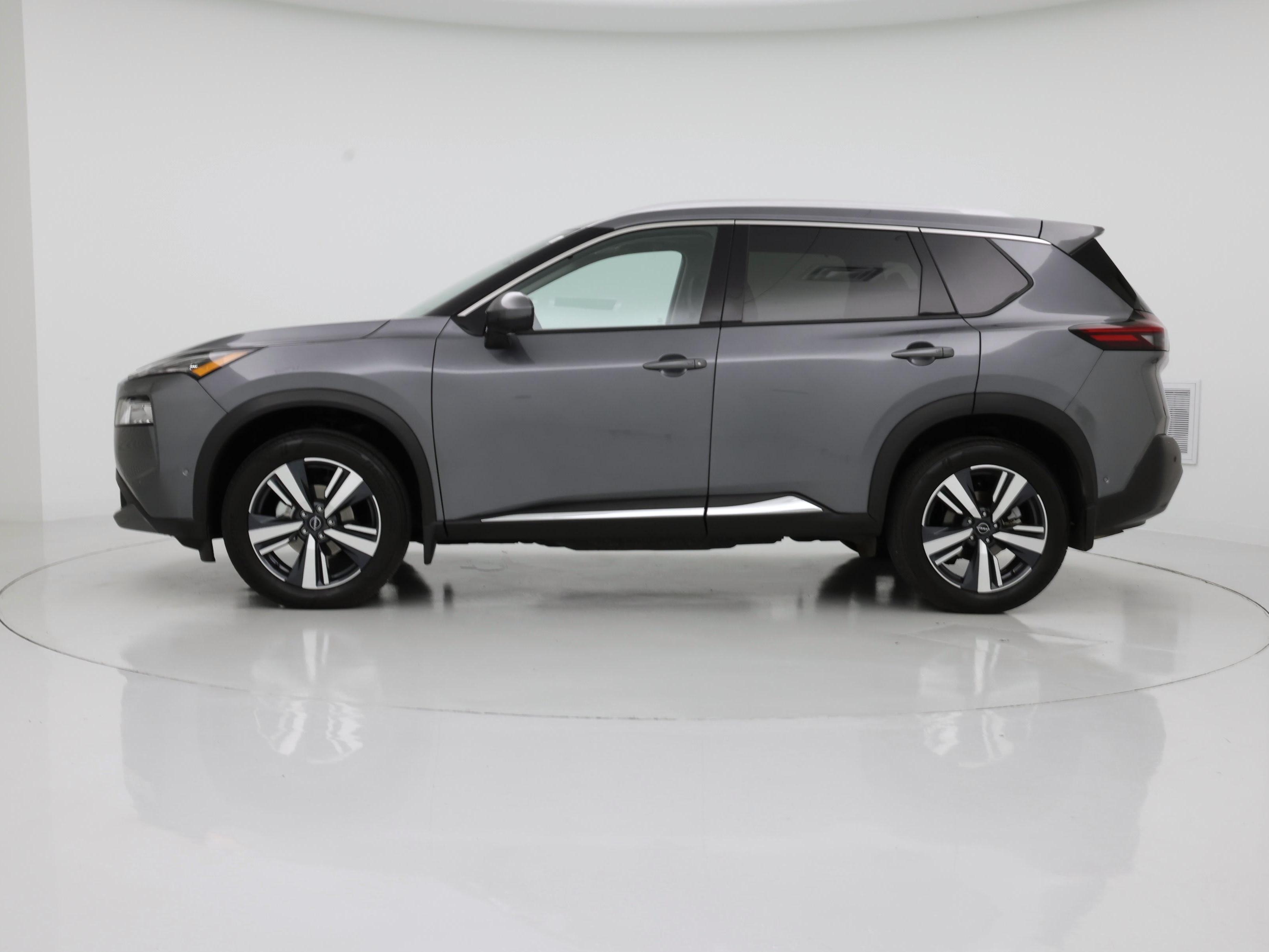 Thumbnail: 2022 Nissan Rogue - 3