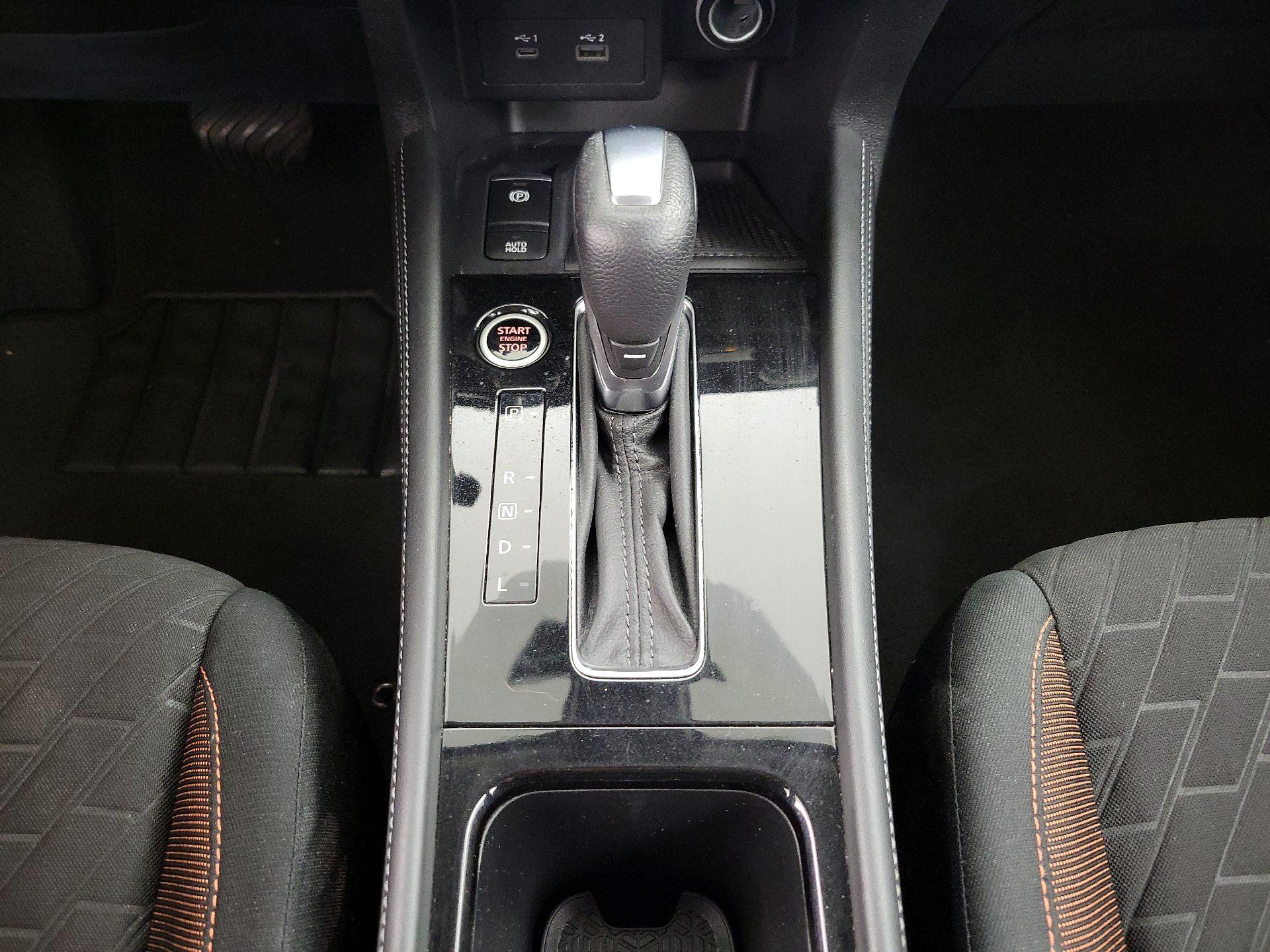 Thumbnail: 2021 Nissan Kicks - 17