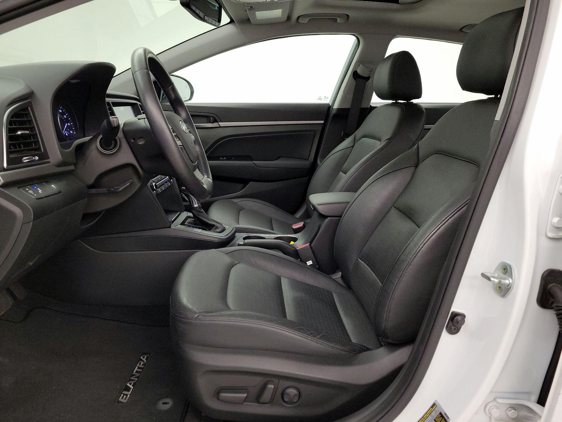 Thumbnail: 2017 Hyundai Elantra - 11