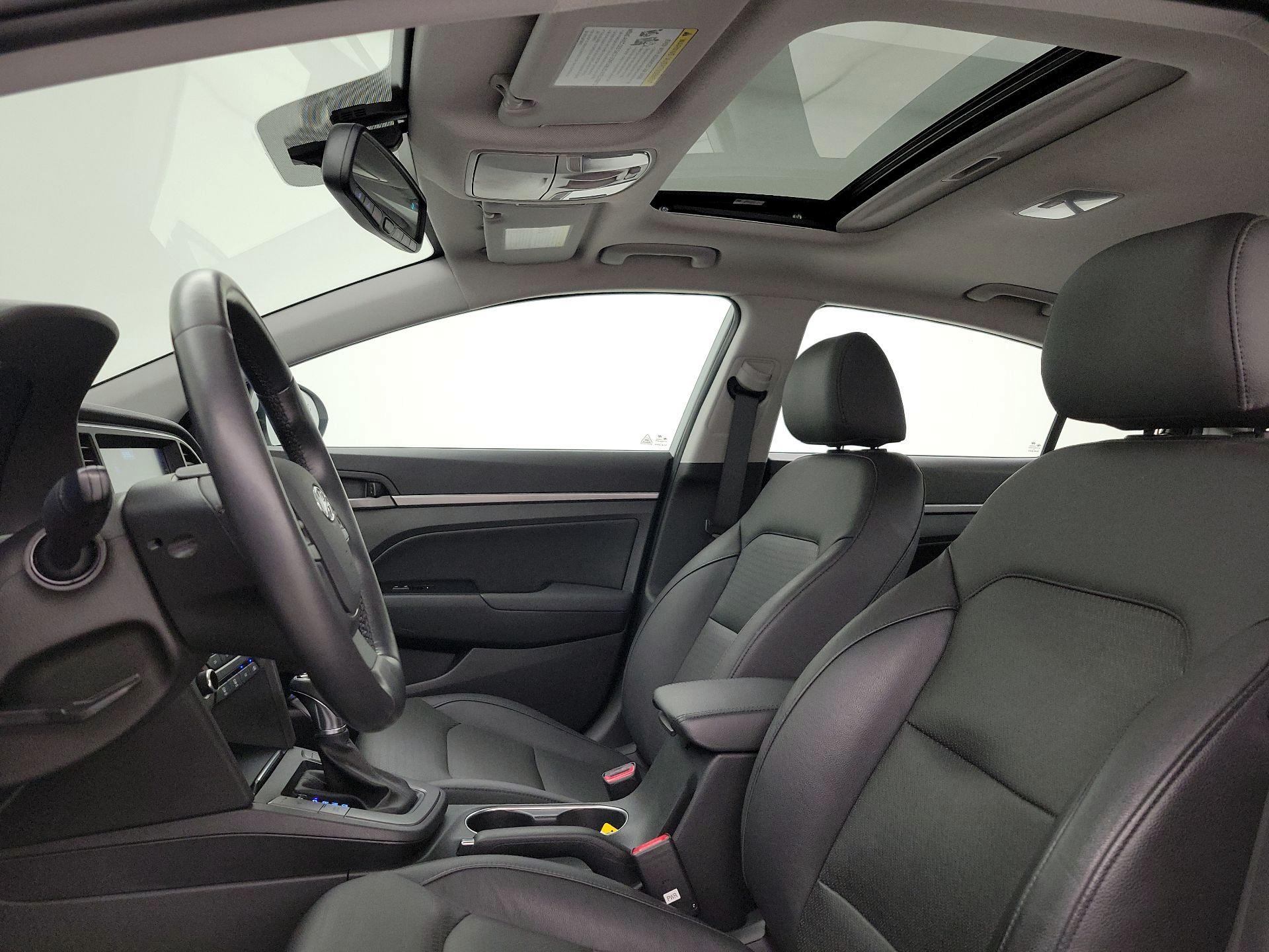 Thumbnail: 2017 Hyundai Elantra - 19