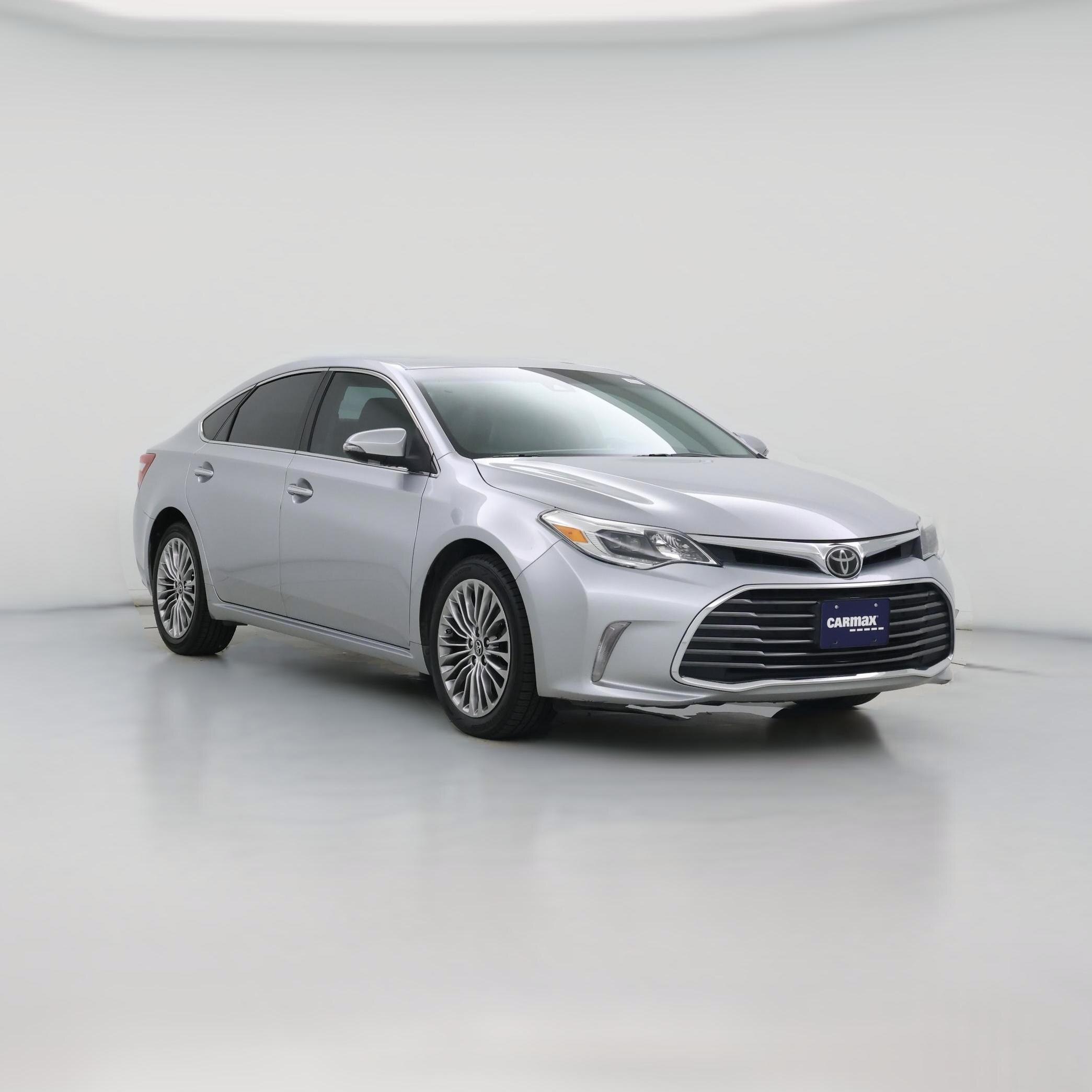 Thumbnail: 2017 Toyota Avalon - 1
