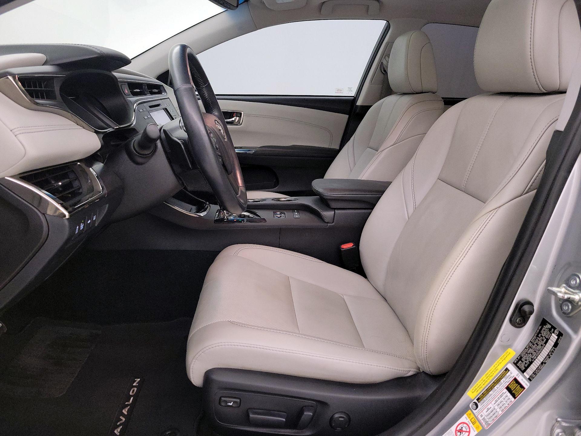 Thumbnail: 2017 Toyota Avalon - 11