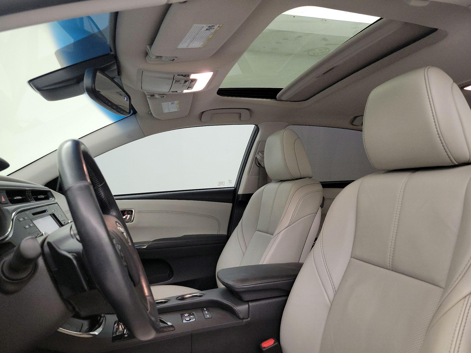 Thumbnail: 2017 Toyota Avalon - 19