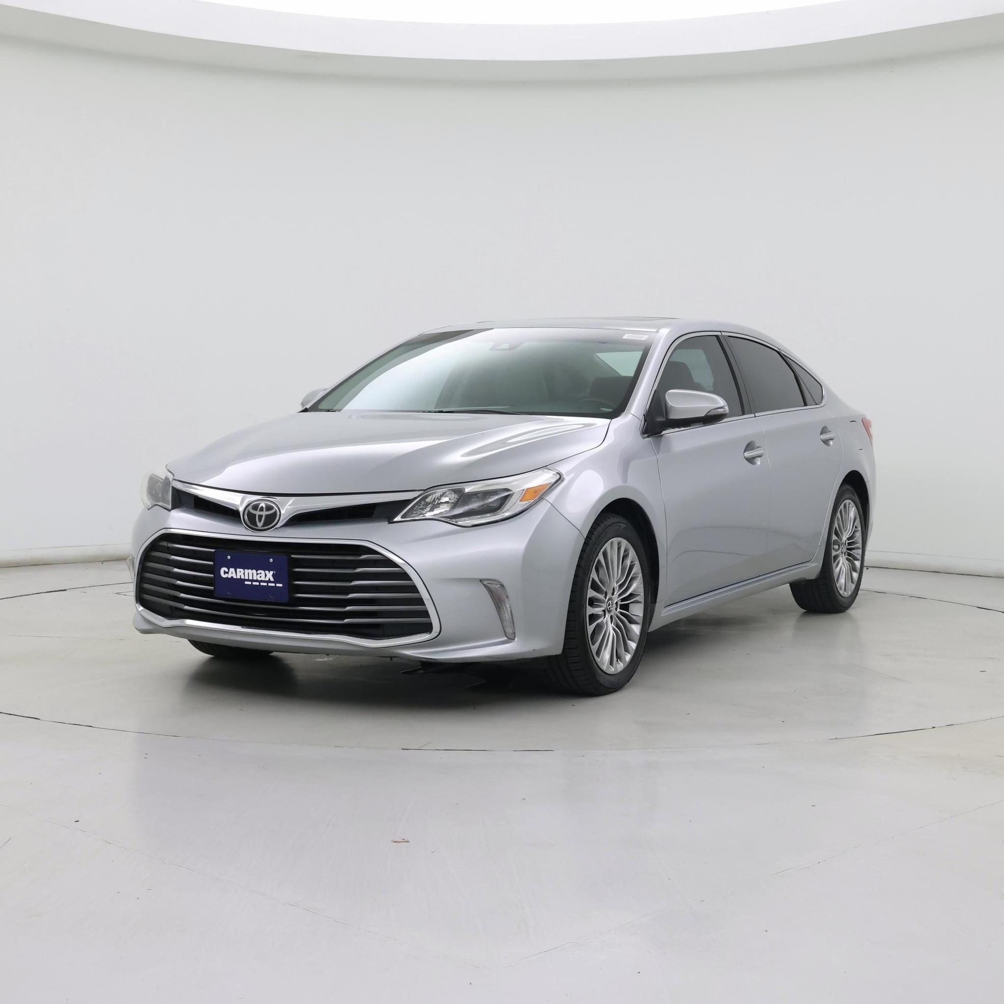 Thumbnail: 2017 Toyota Avalon - 4