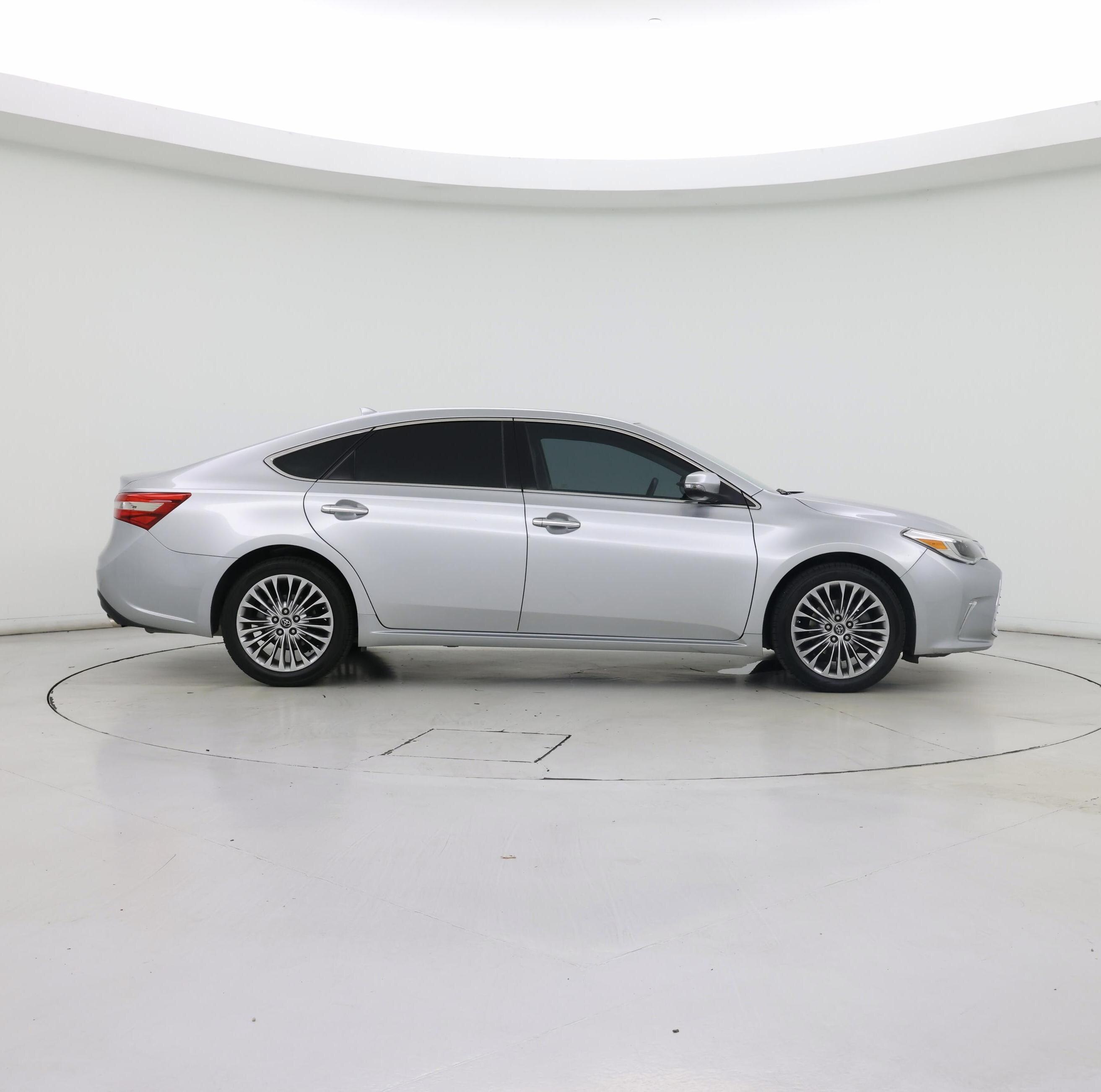 Thumbnail: 2017 Toyota Avalon - 7