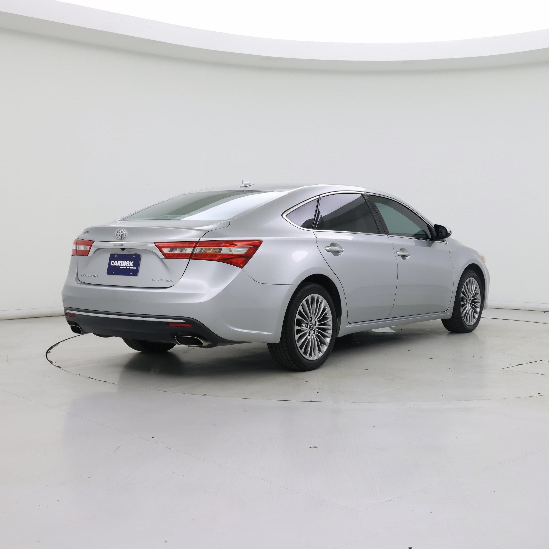 Thumbnail: 2017 Toyota Avalon - 8
