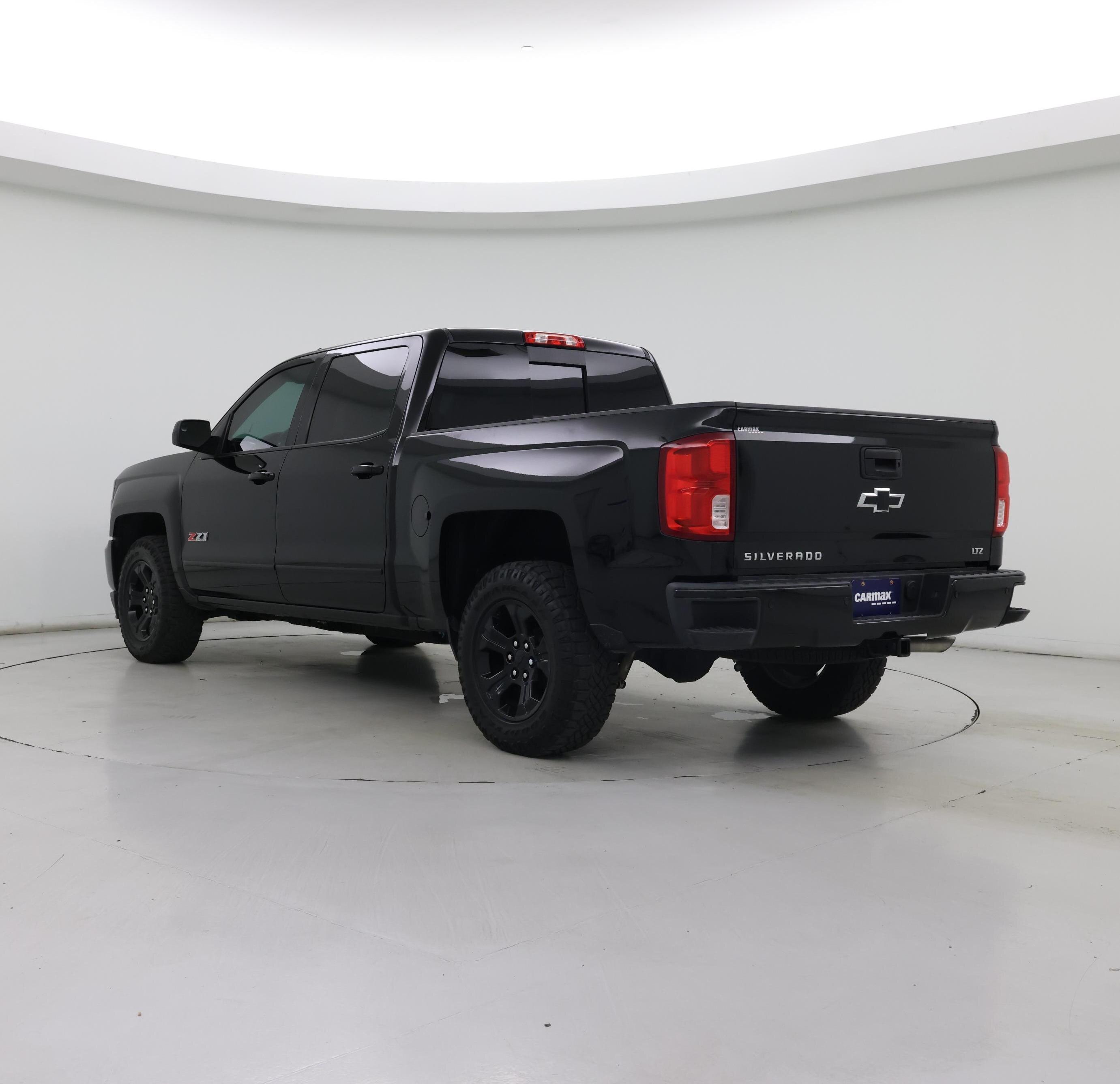 Thumbnail: 2017 Chevrolet Silverado 1500 - 2