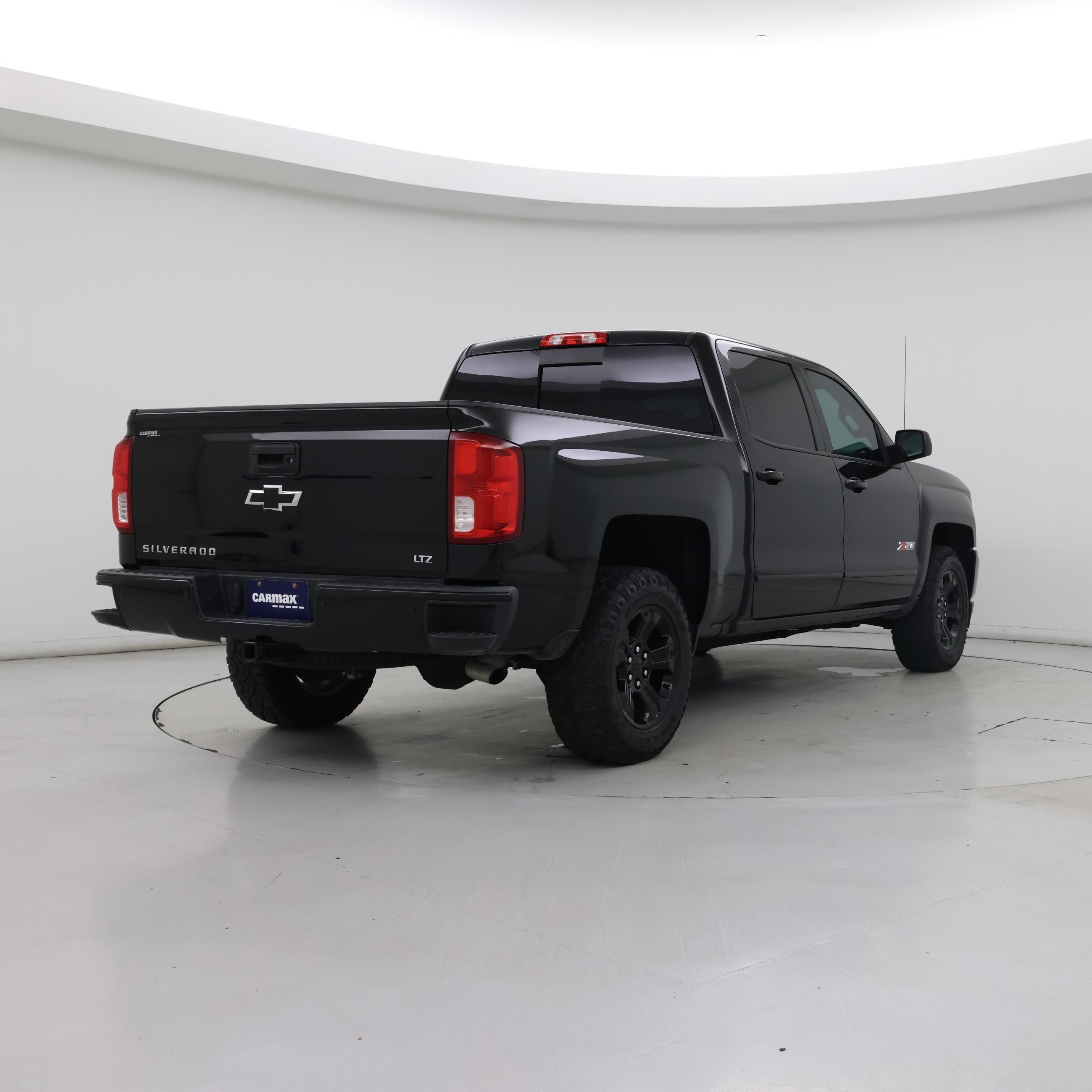 Thumbnail: 2017 Chevrolet Silverado 1500 - 8