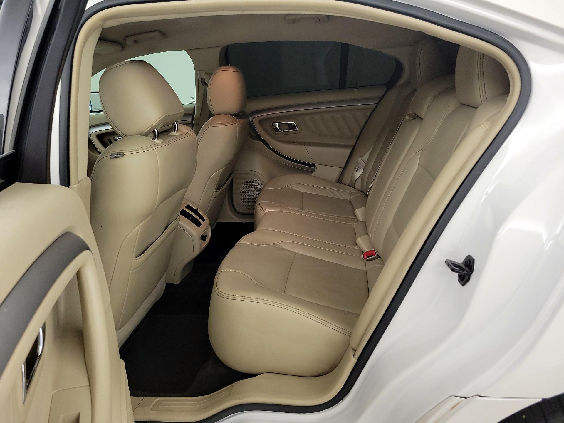 Thumbnail: 2015 Ford Taurus - 18