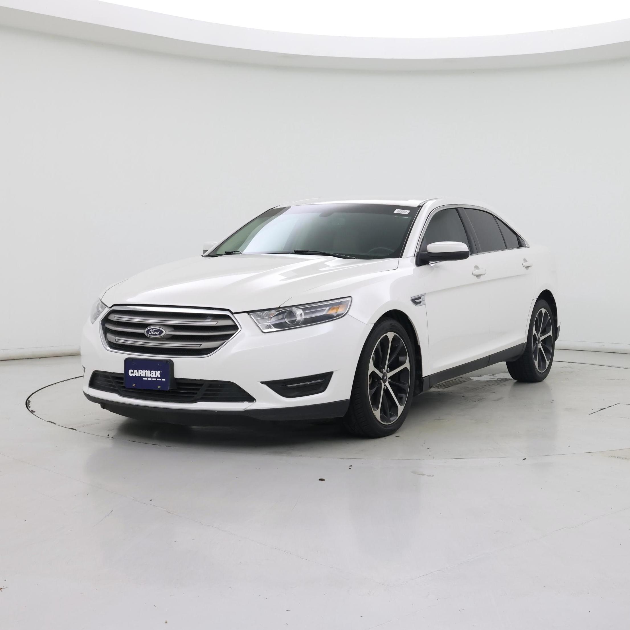 Thumbnail: 2015 Ford Taurus - 4