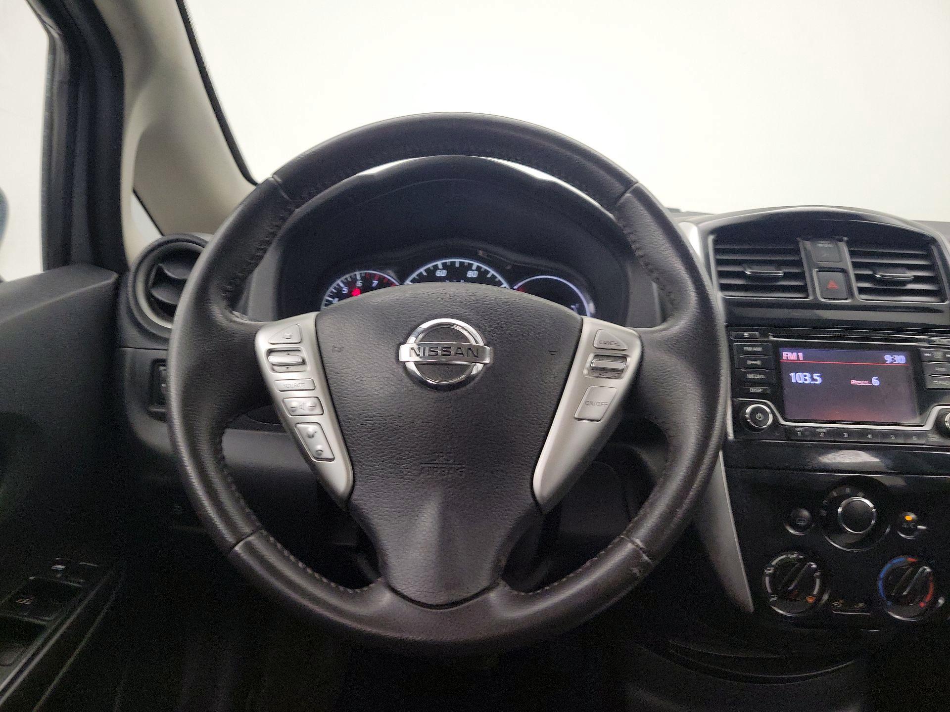 Thumbnail: 2015 Nissan Versa Note - 10