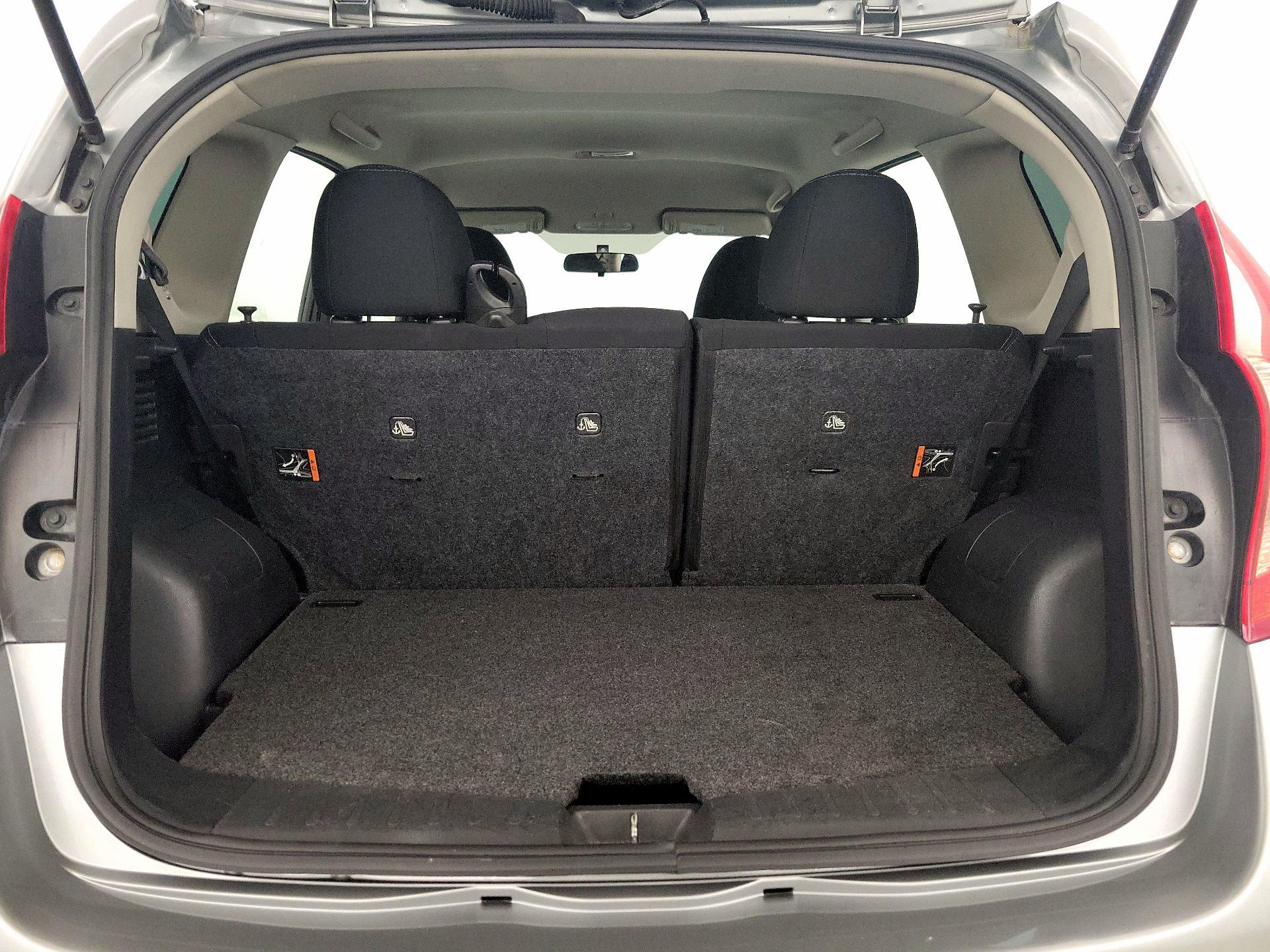 Thumbnail: 2015 Nissan Versa Note - 19