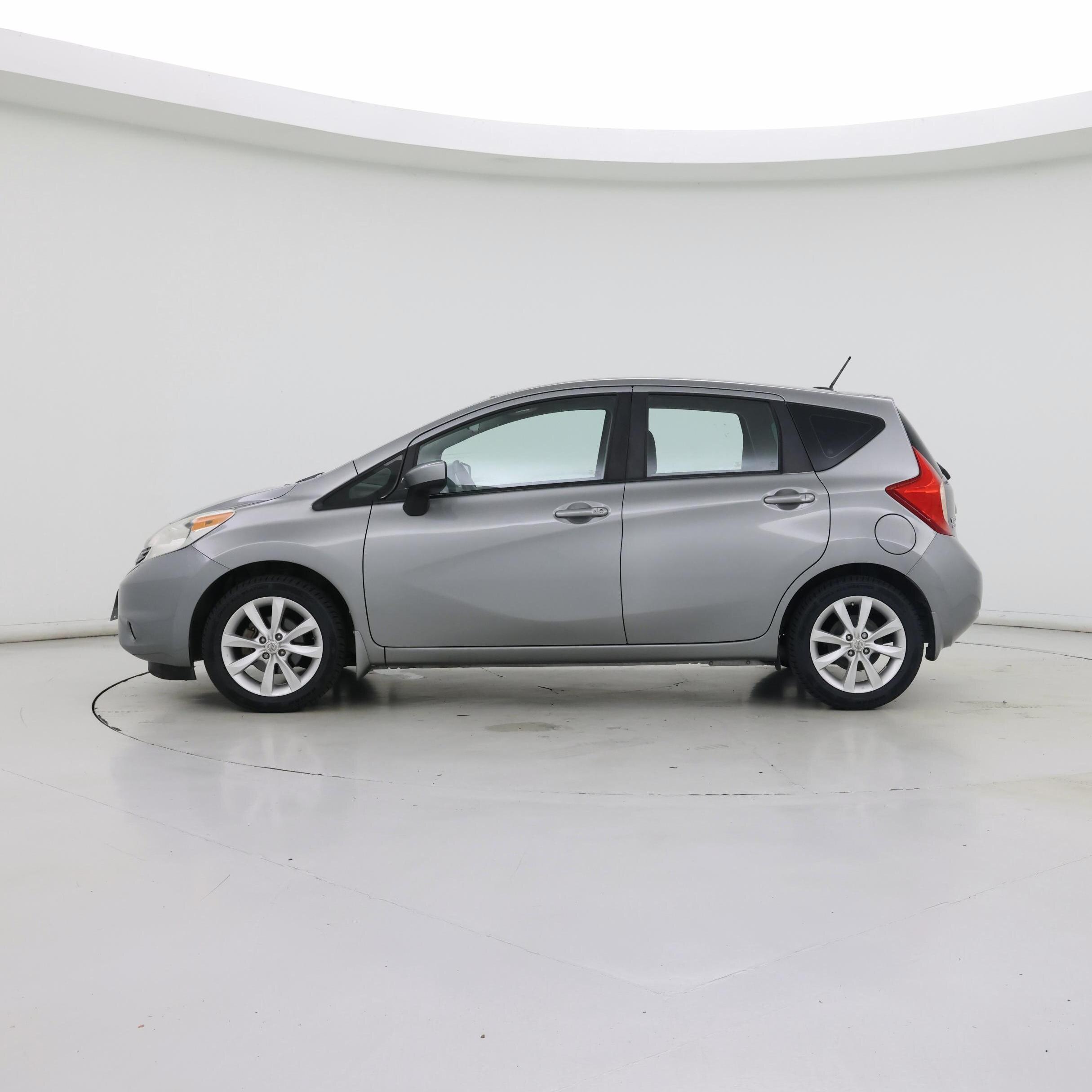Thumbnail: 2015 Nissan Versa Note - 3
