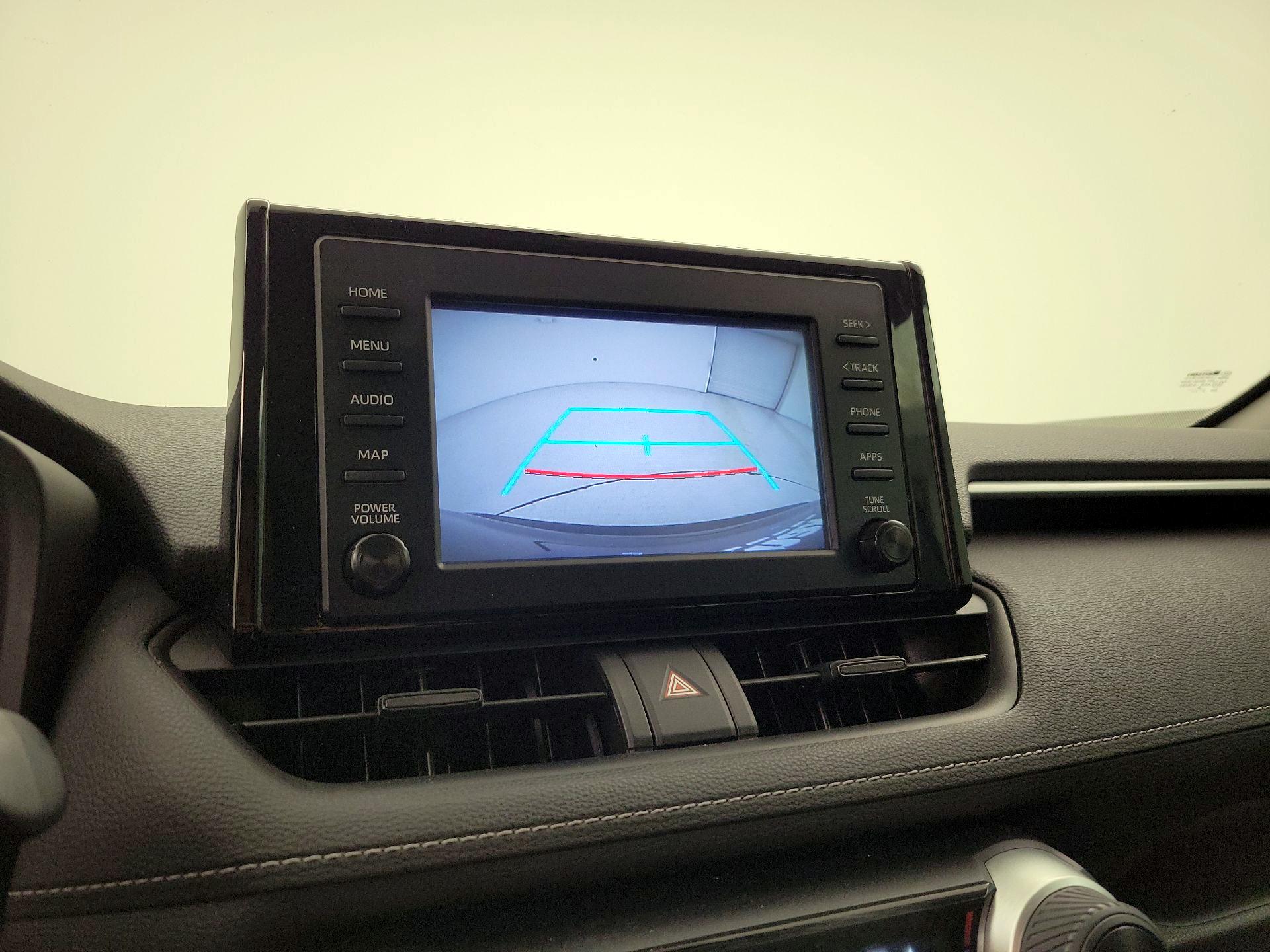 Thumbnail: 2019 Toyota RAV4 - 14