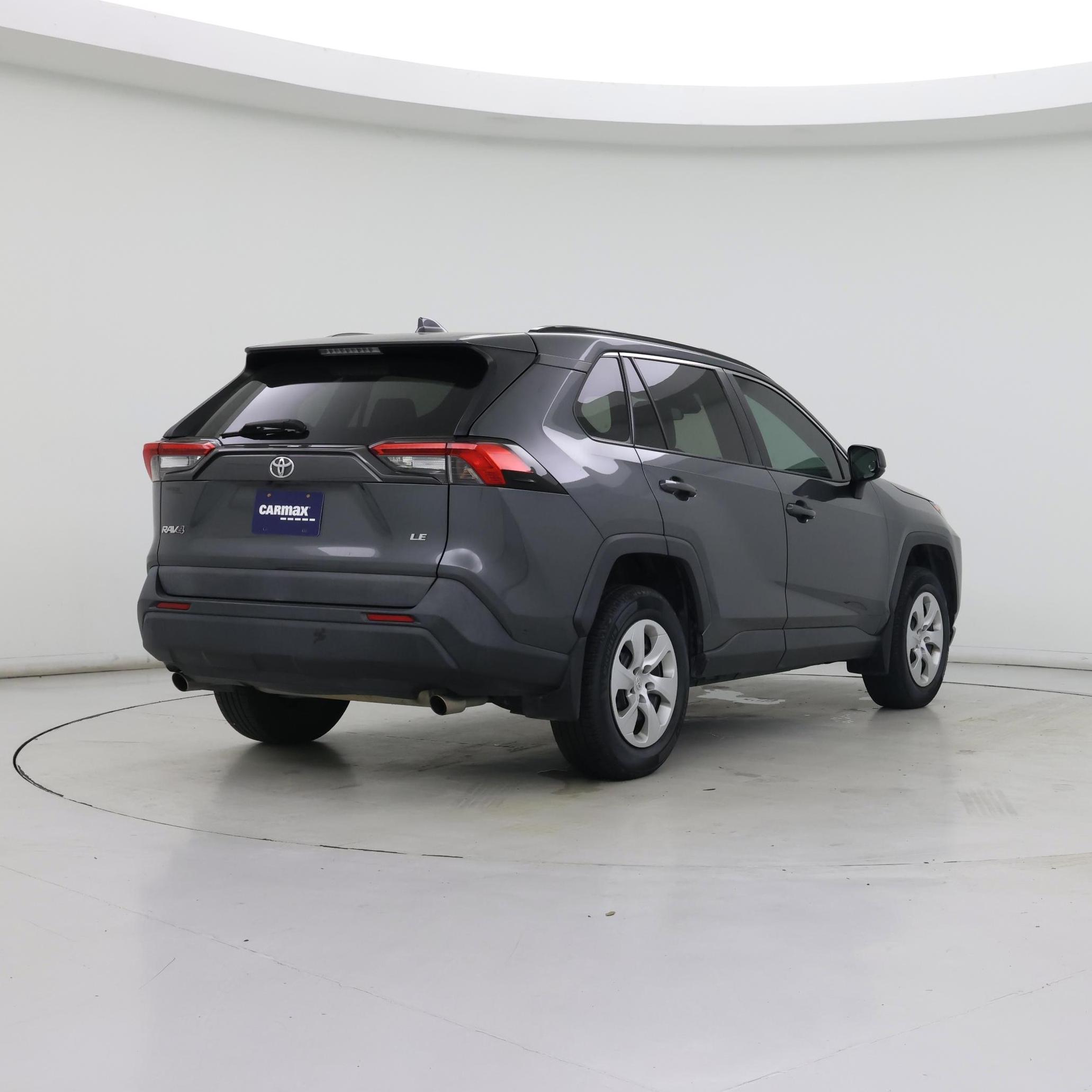Thumbnail: 2019 Toyota RAV4 - 8
