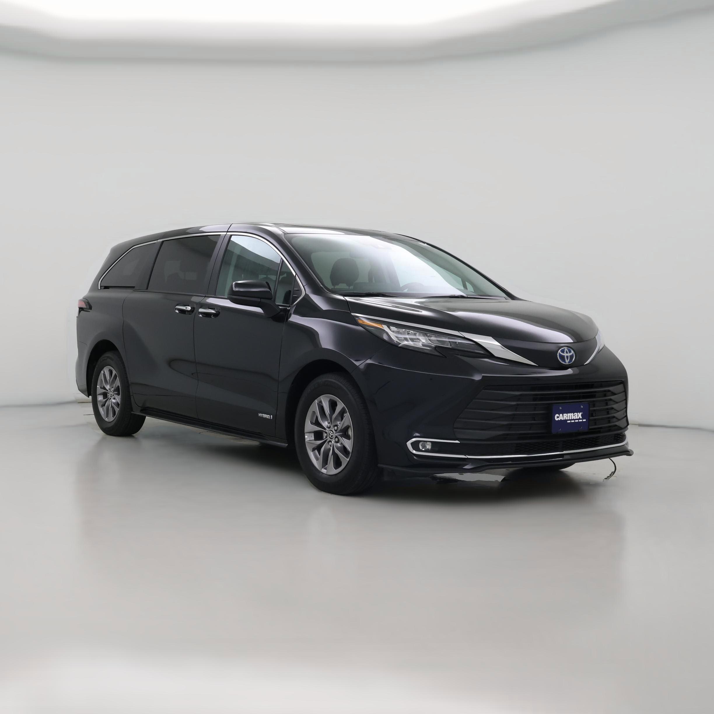 Thumbnail: 2021 Toyota Sienna - 1