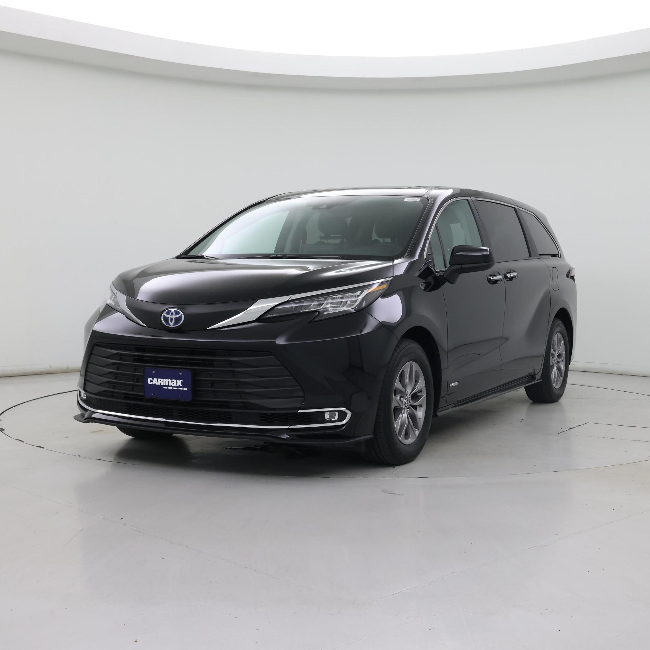 Thumbnail: 2021 Toyota Sienna - 4