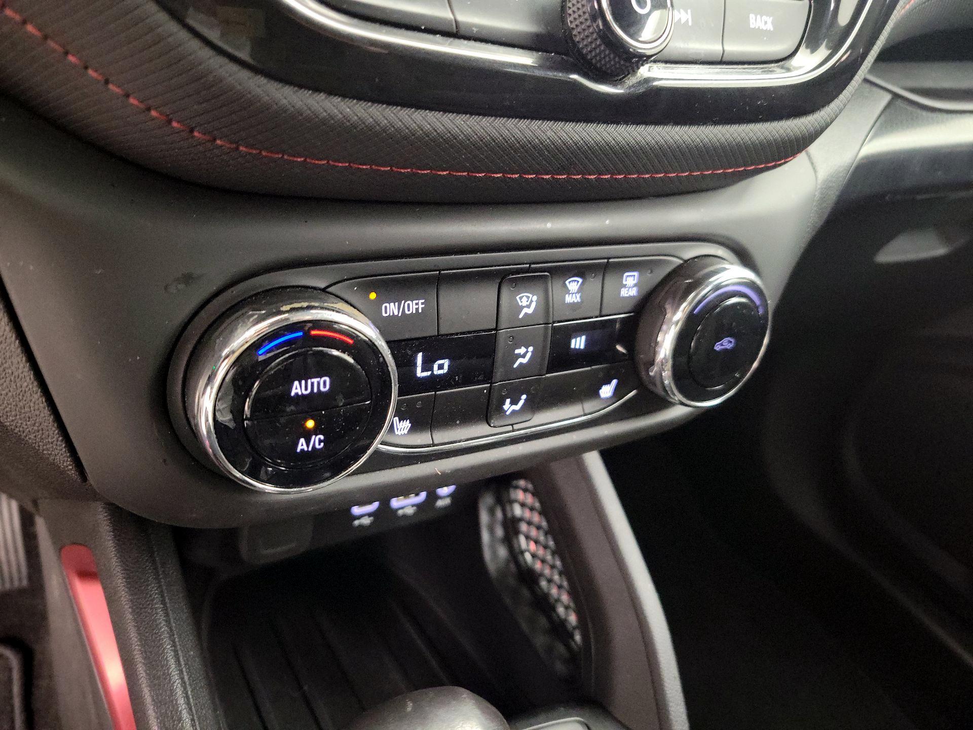 Thumbnail: 2021 Chevrolet TrailBlazer - 16