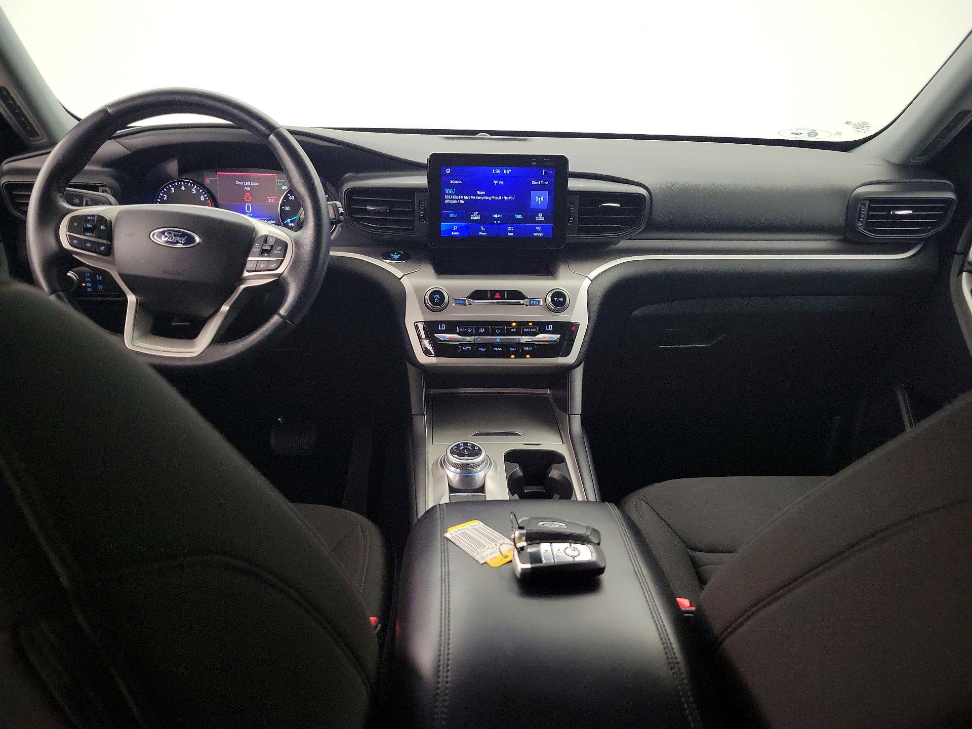 Thumbnail: 2021 Ford Explorer - 9