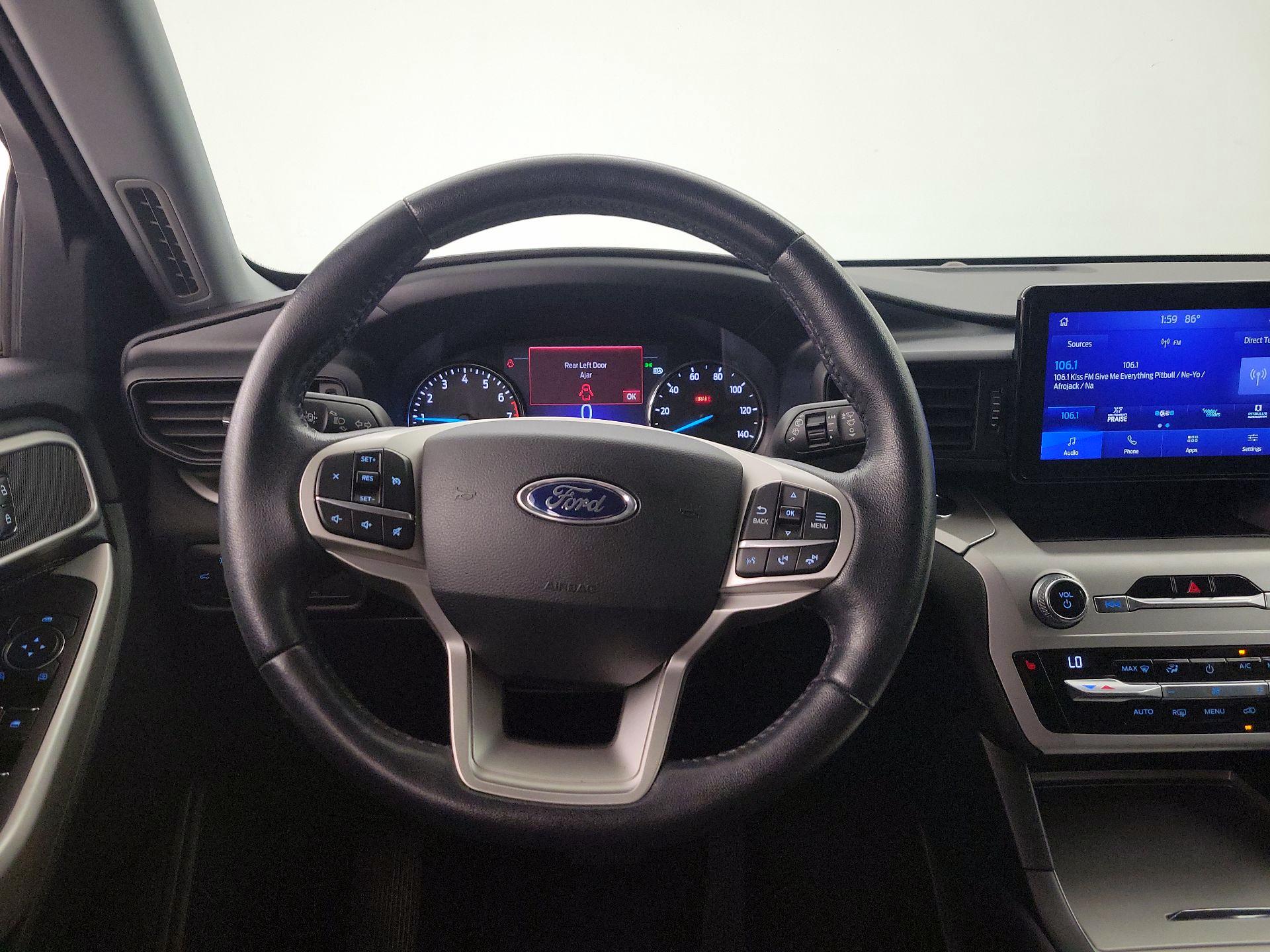 Thumbnail: 2021 Ford Explorer - 10