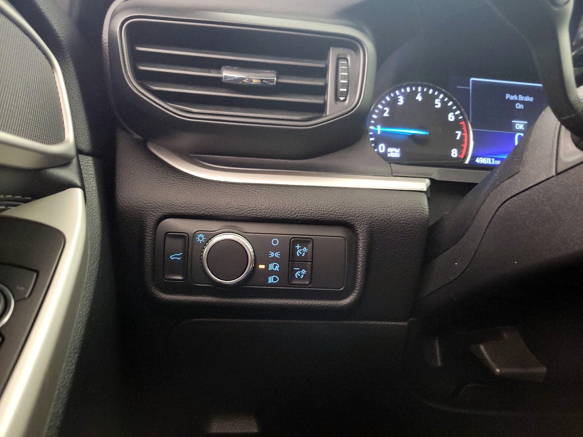 Thumbnail: 2021 Ford Explorer - 13