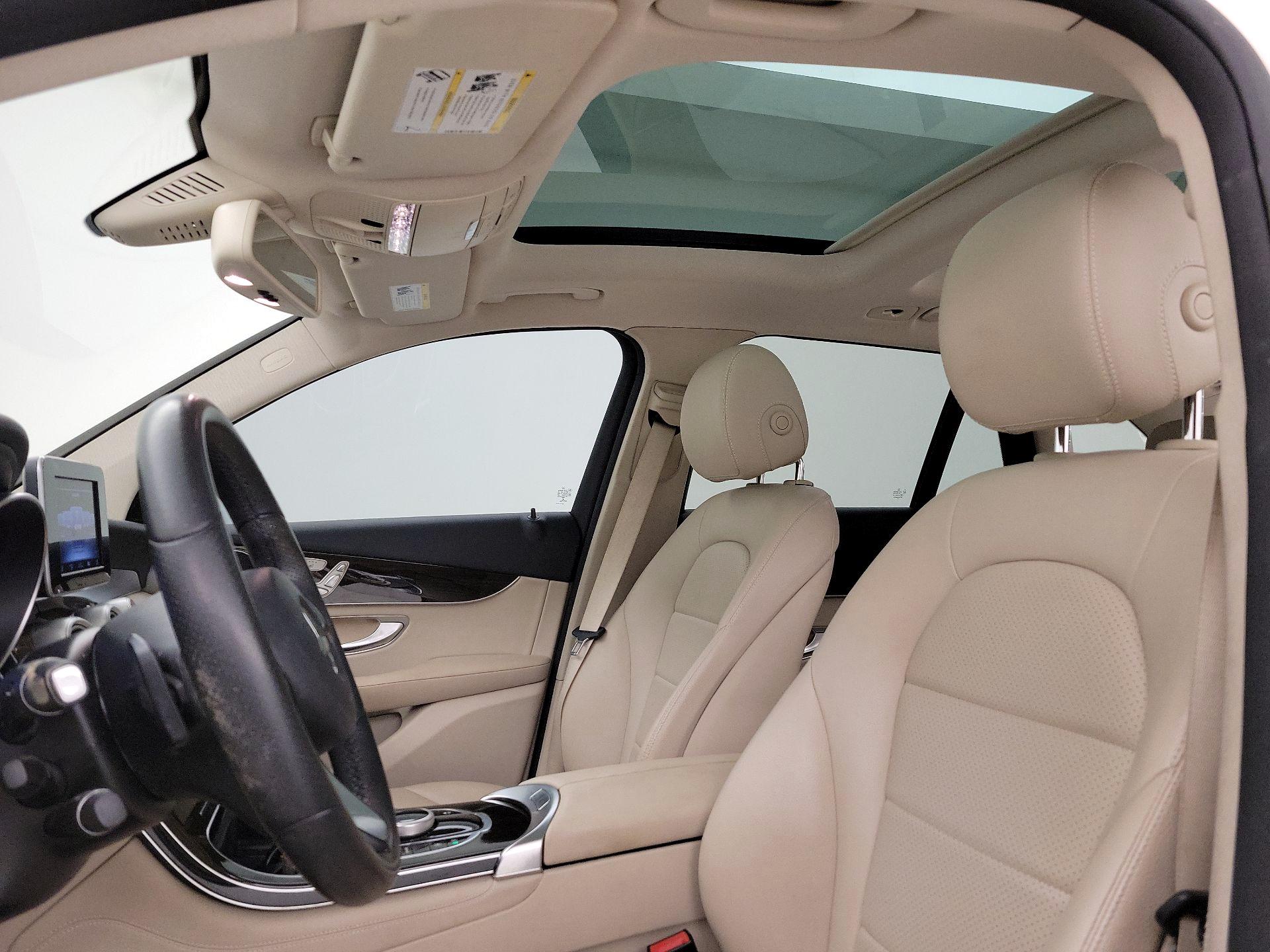 Thumbnail: 2017 Mercedes-Benz GLC - 18