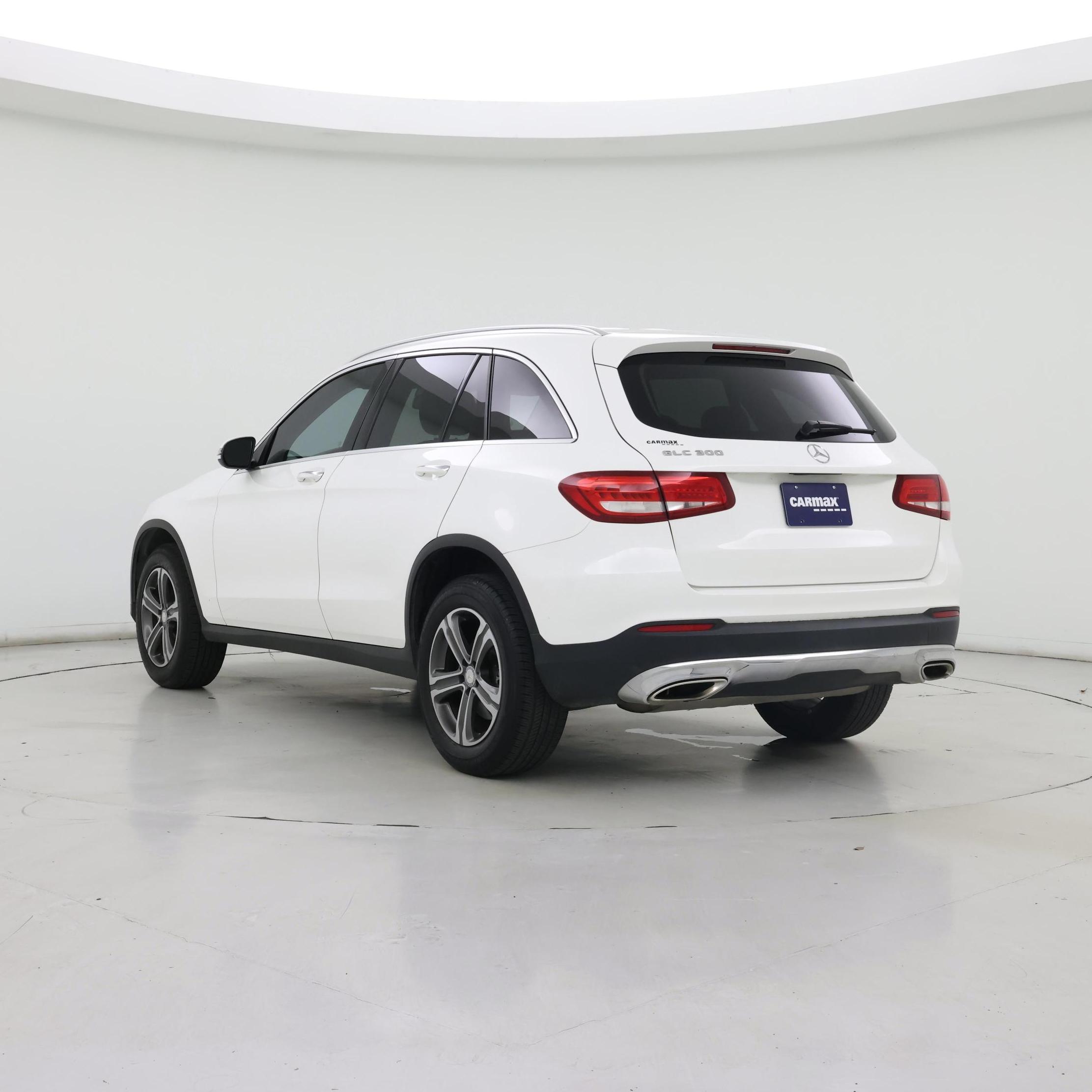 Thumbnail: 2017 Mercedes-Benz GLC - 2