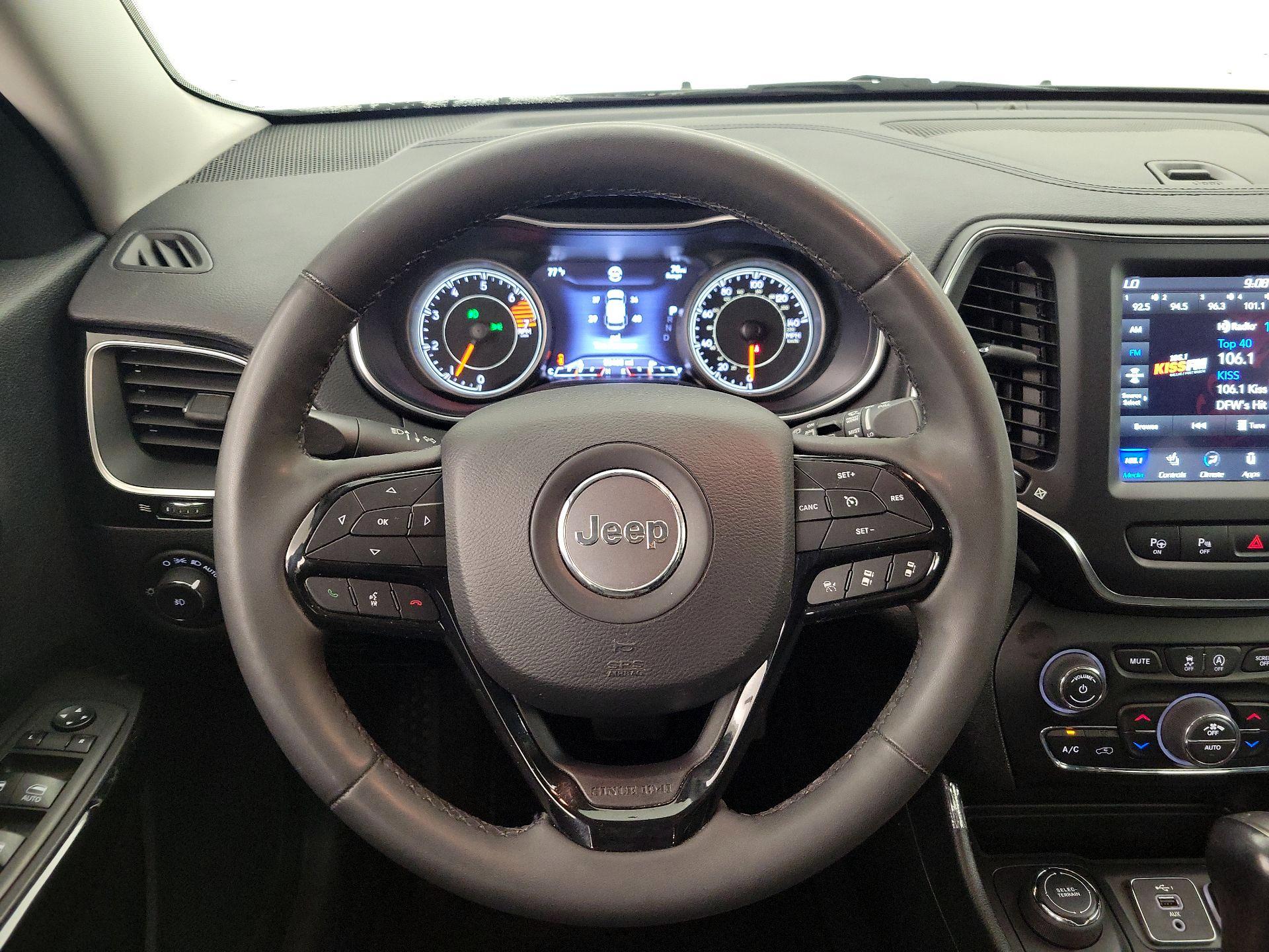 Thumbnail: 2023 Jeep Cherokee - 10