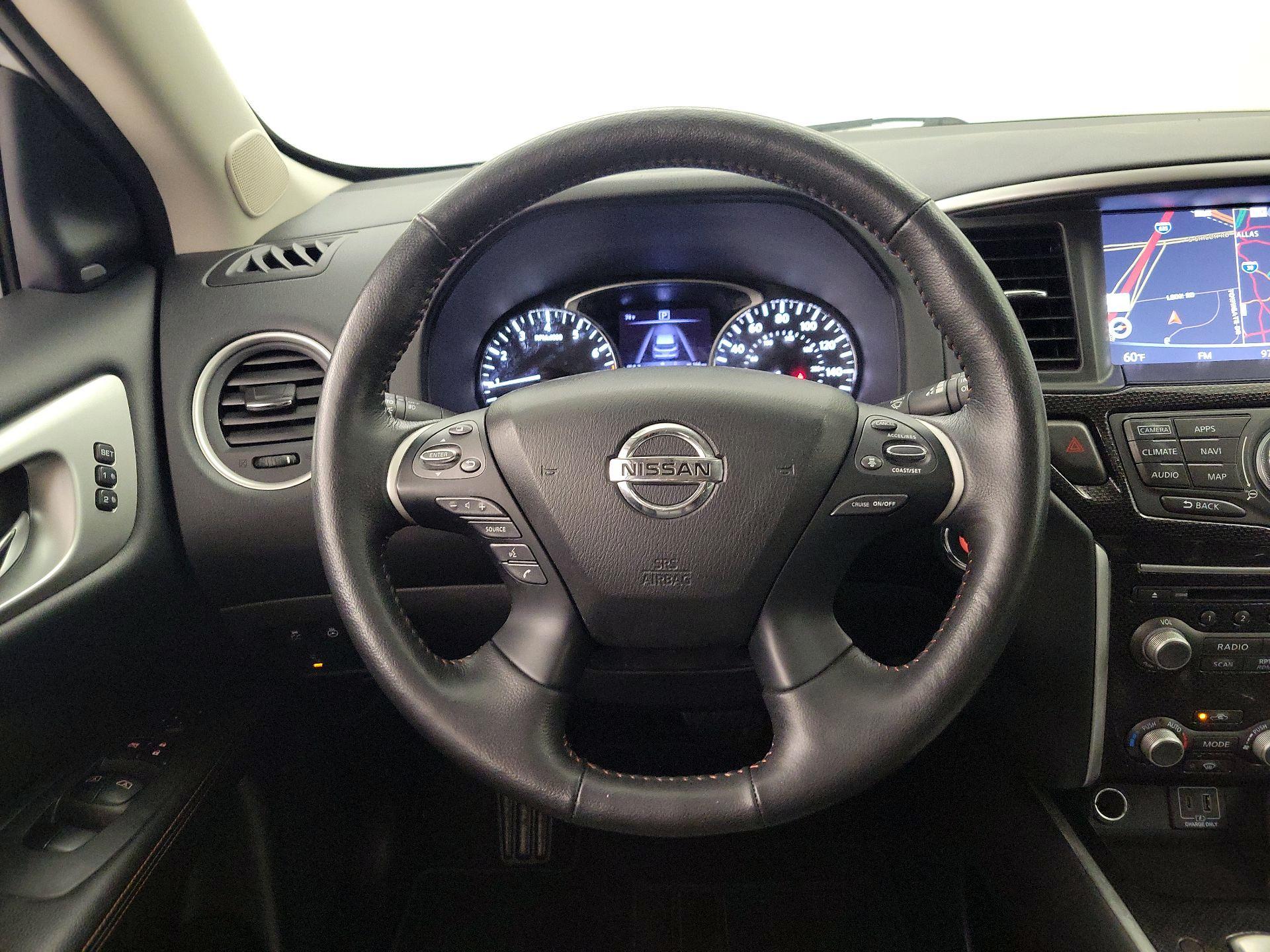Thumbnail: 2019 Nissan Pathfinder - 10