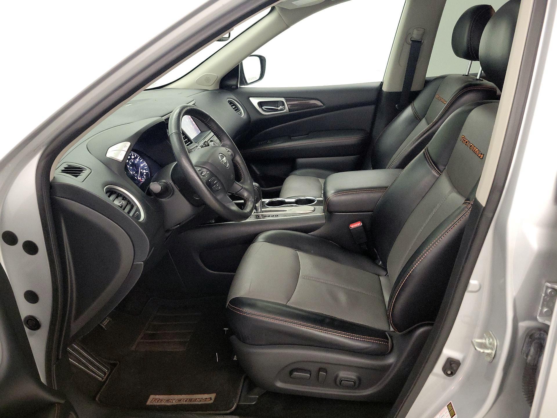 Thumbnail: 2019 Nissan Pathfinder - 11