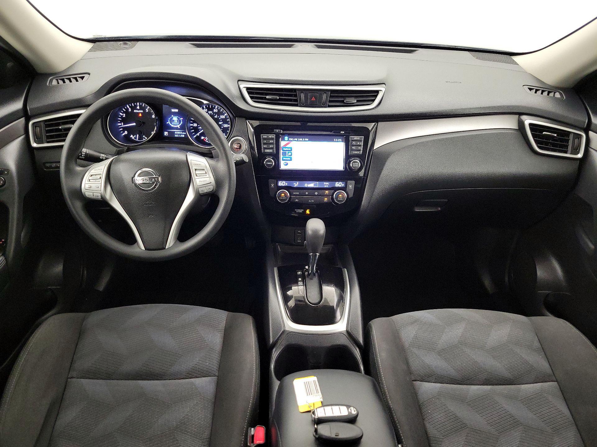Thumbnail: 2016 Nissan Rogue - 9
