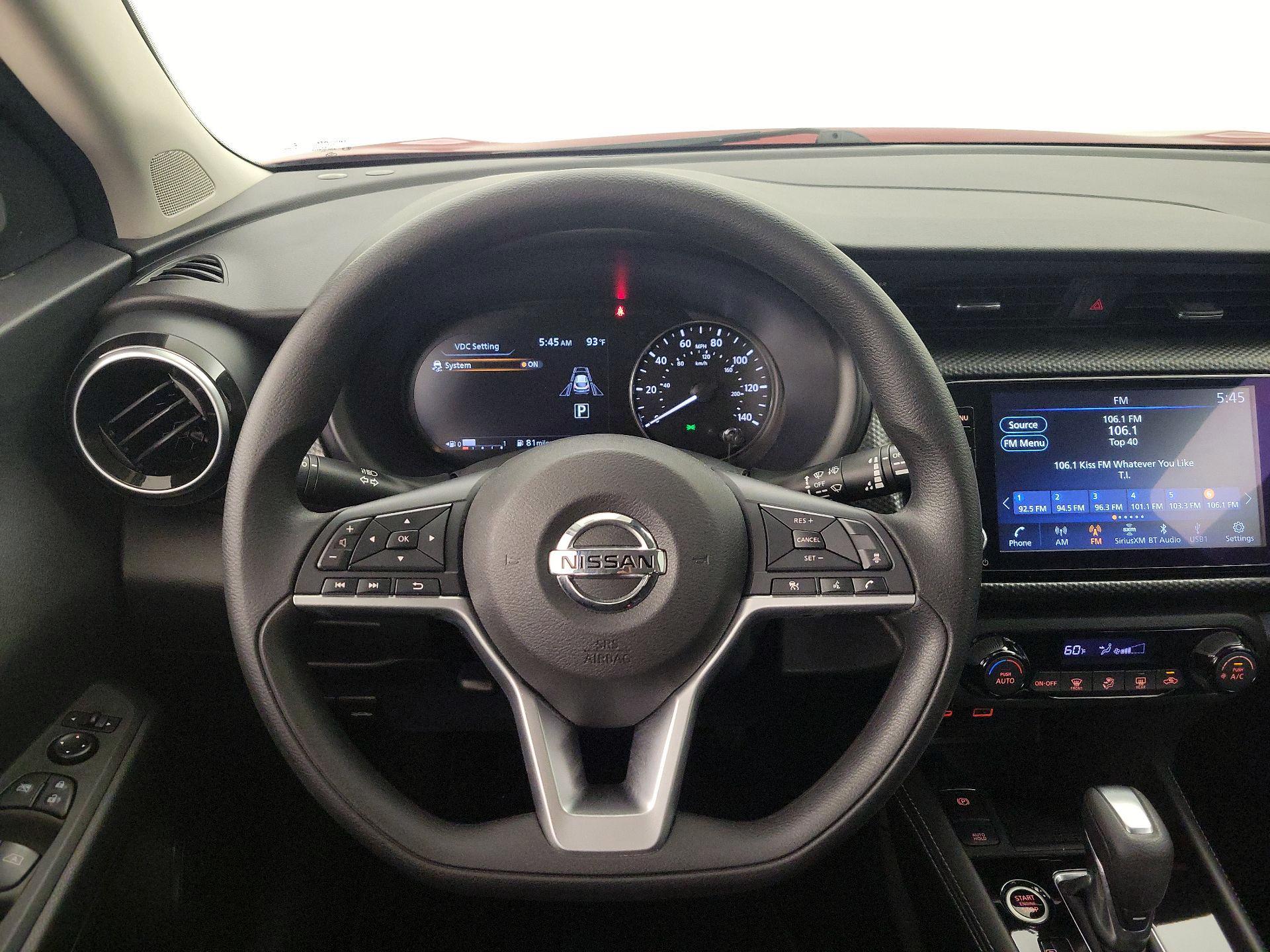 Thumbnail: 2021 Nissan Kicks - 10
