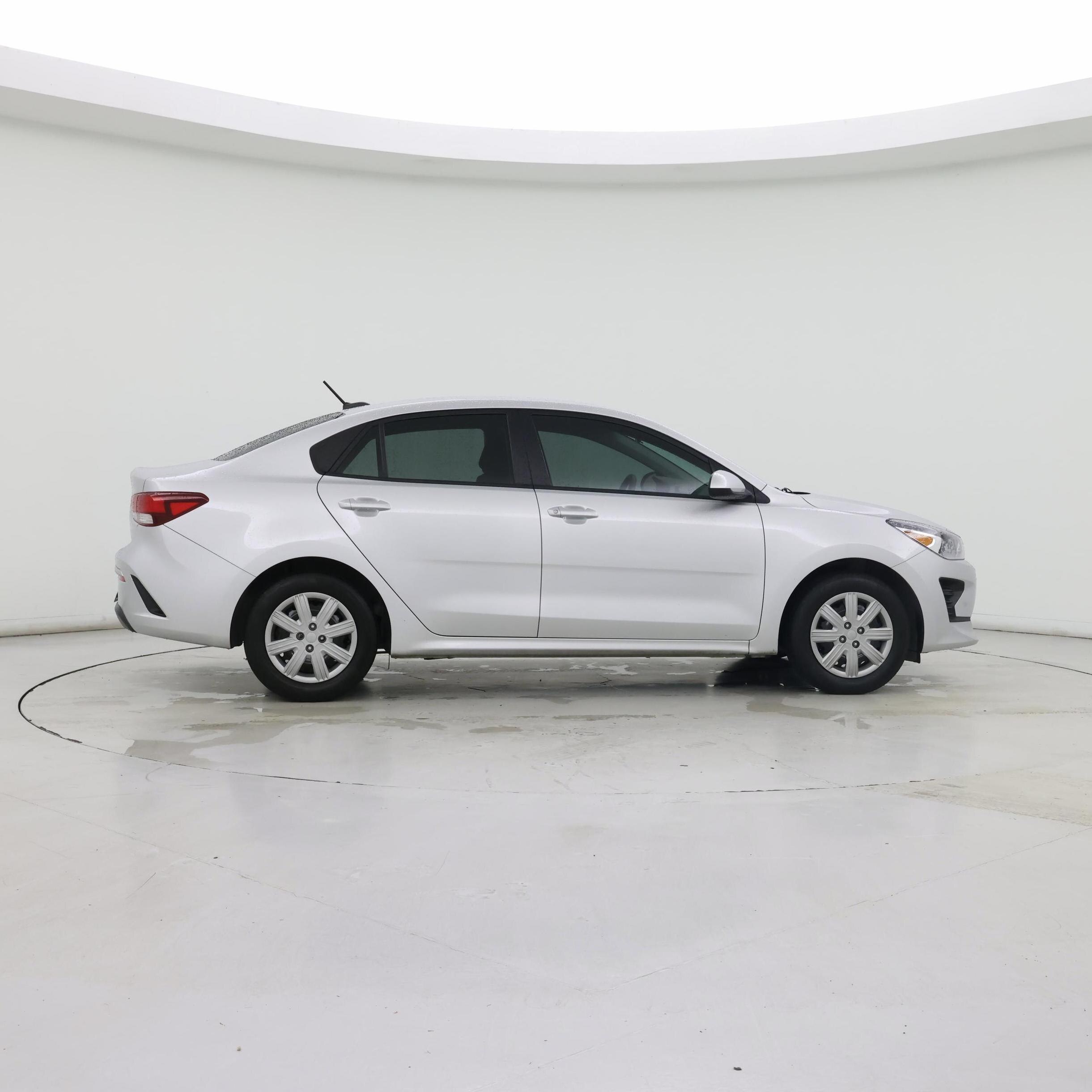 Thumbnail: 2023 Kia Rio - 7
