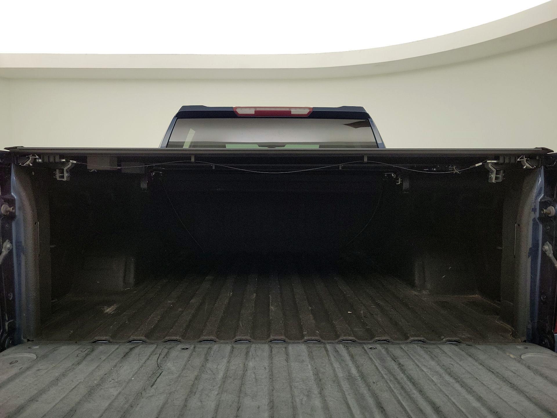 Thumbnail: 2019 Chevrolet Silverado 1500 - 18