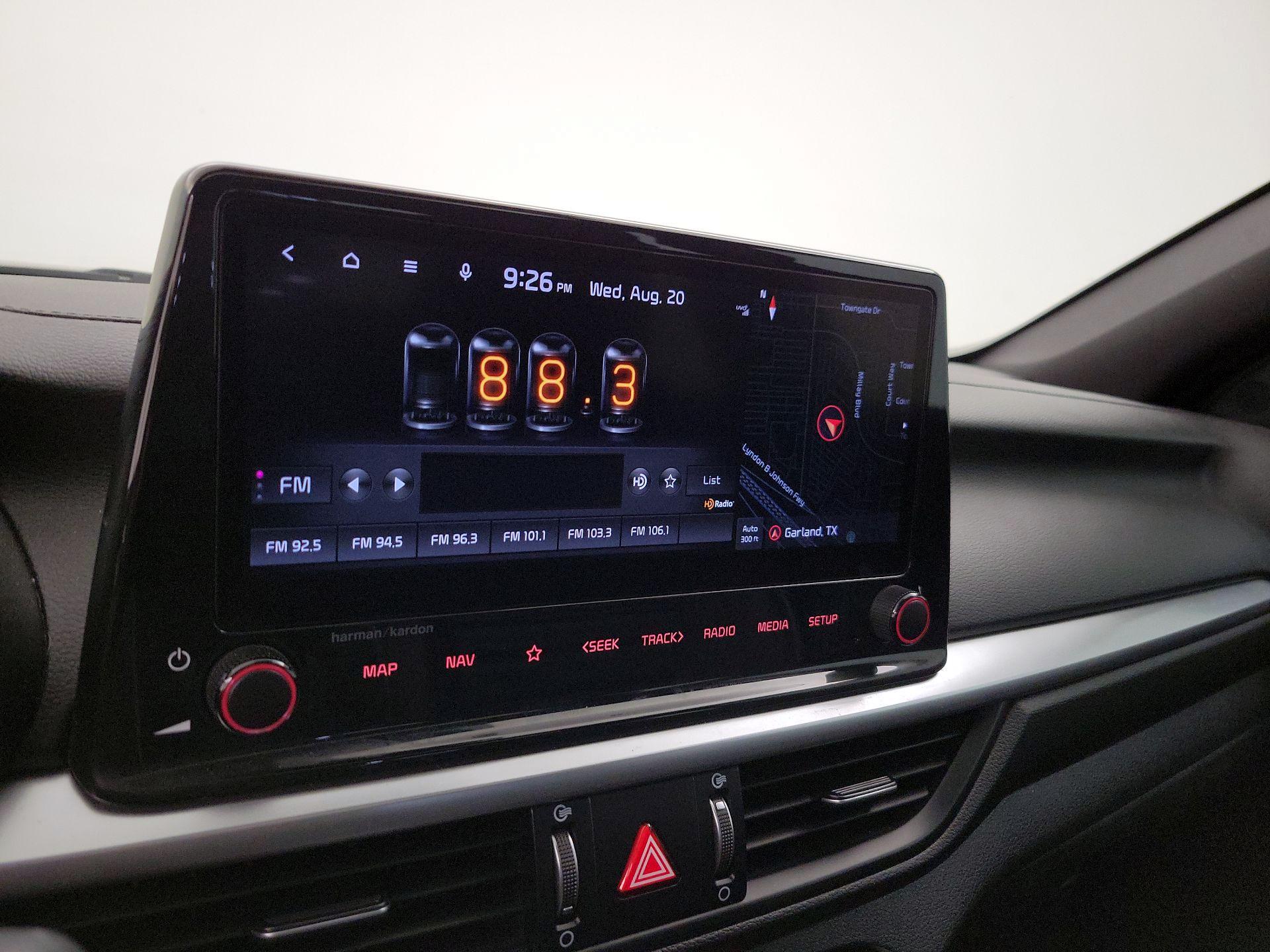 Thumbnail: 2022 Kia Forte - 16