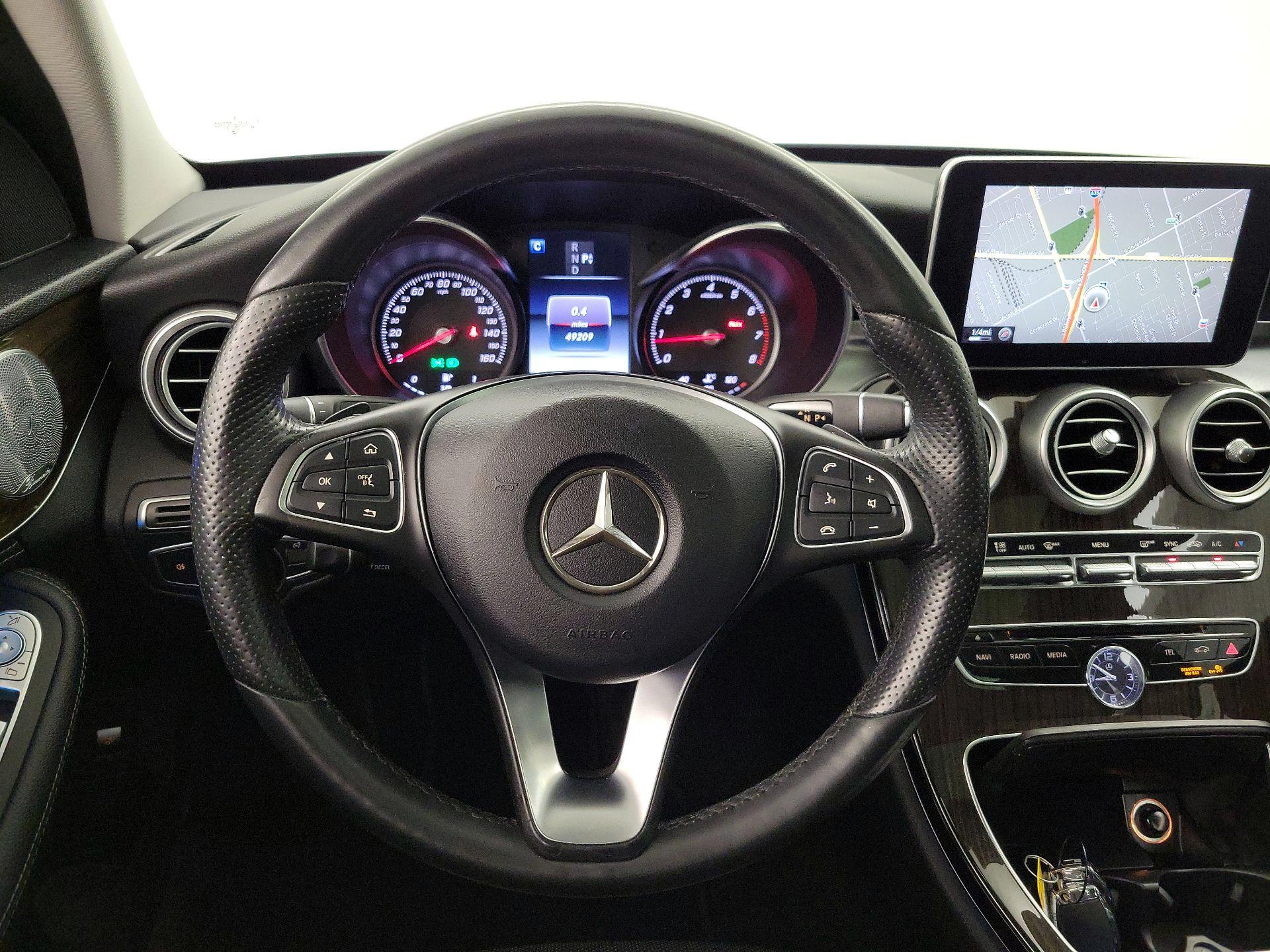 Thumbnail: 2016 Mercedes-Benz C-Class - 10