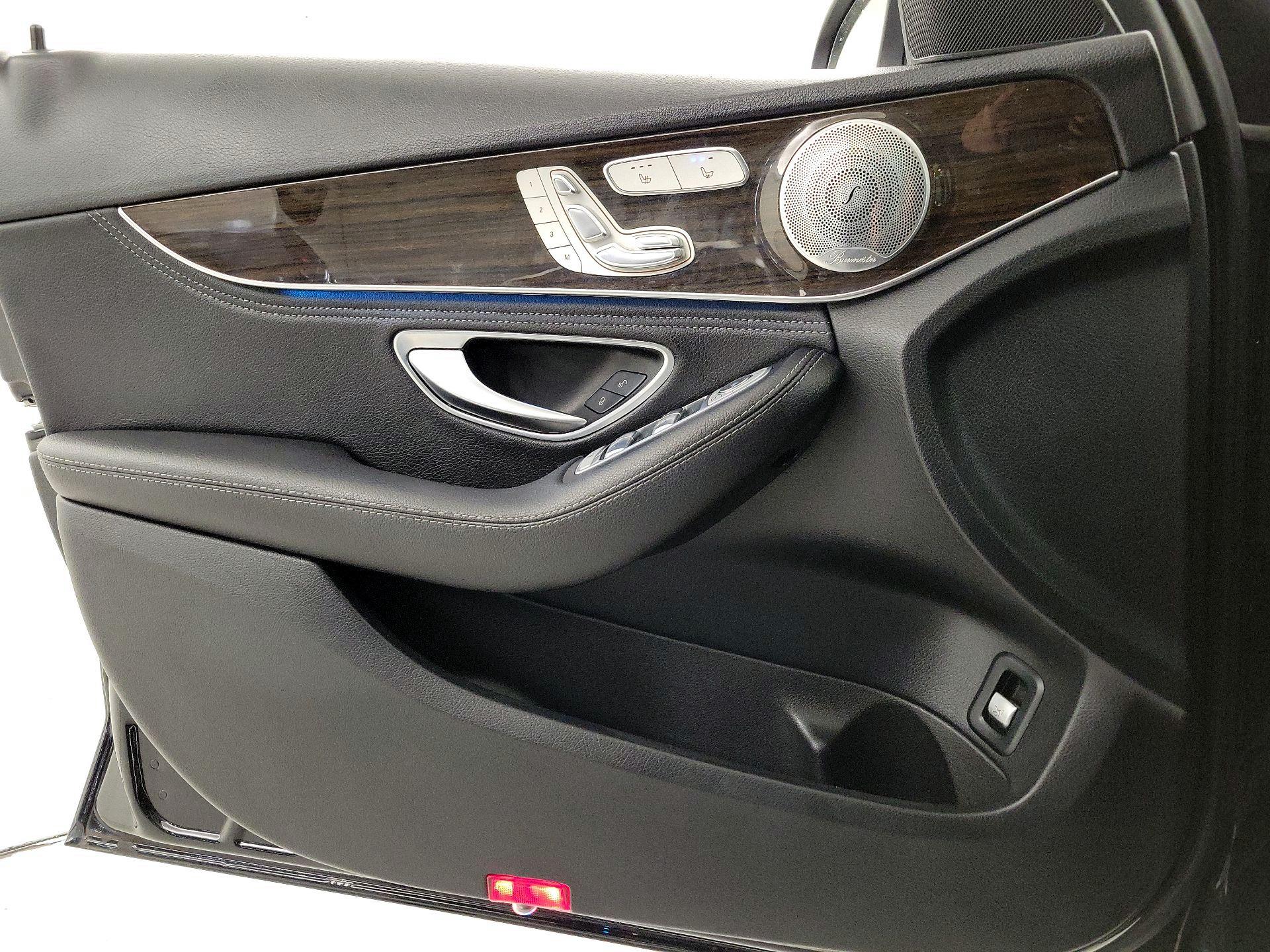 Thumbnail: 2016 Mercedes-Benz C-Class - 12