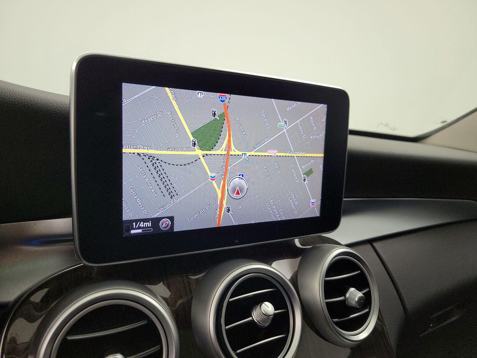 Thumbnail: 2016 Mercedes-Benz C-Class - 14