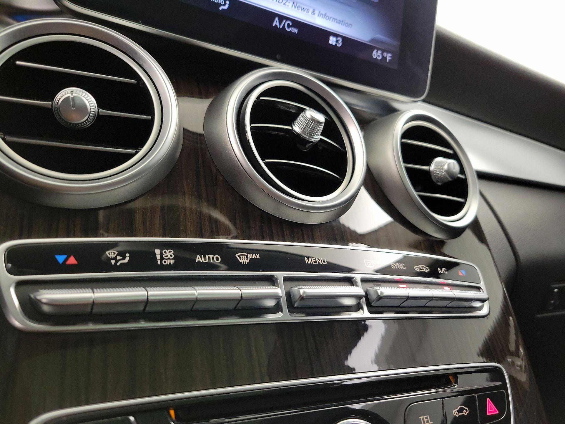 Thumbnail: 2016 Mercedes-Benz C-Class - 16