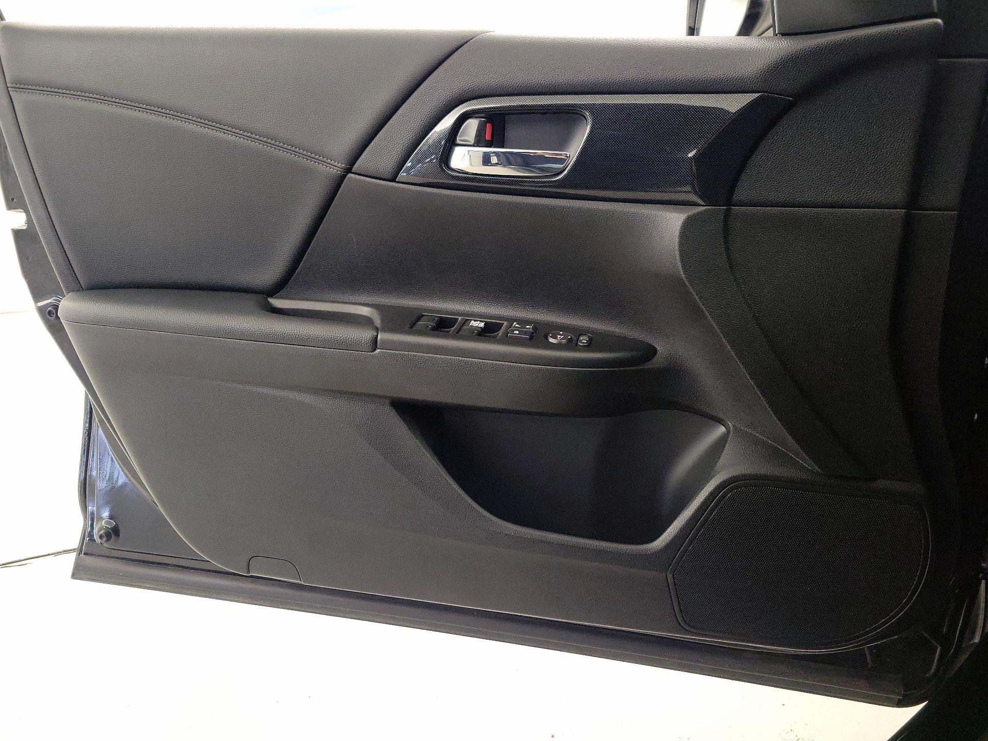 Thumbnail: 2014 Honda Accord - 12