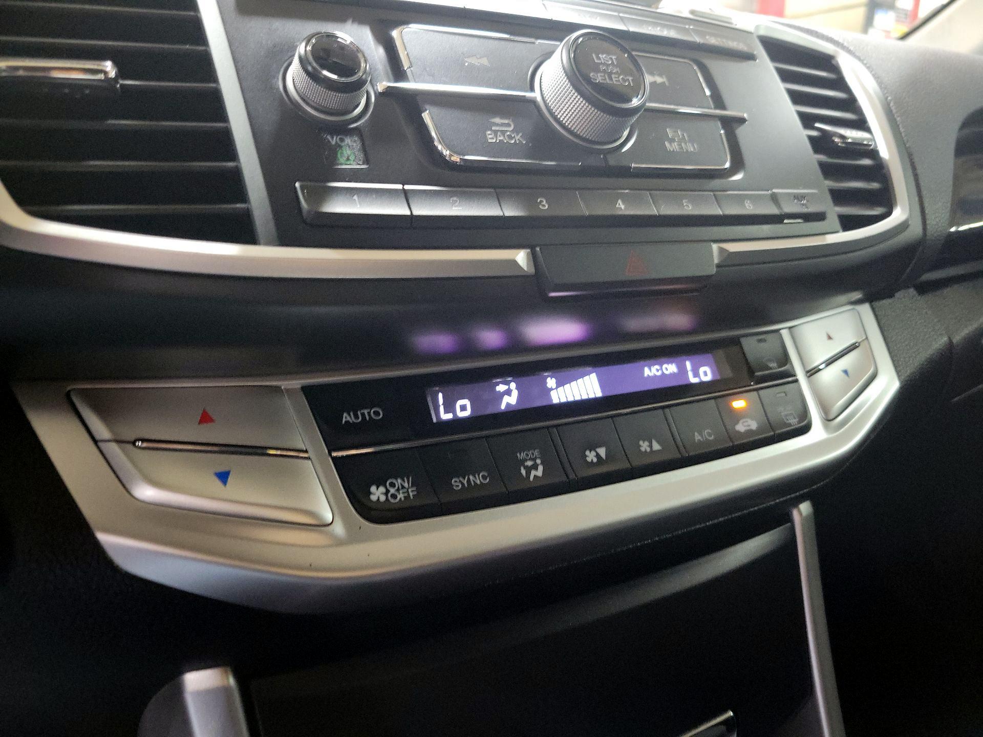 Thumbnail: 2014 Honda Accord - 16
