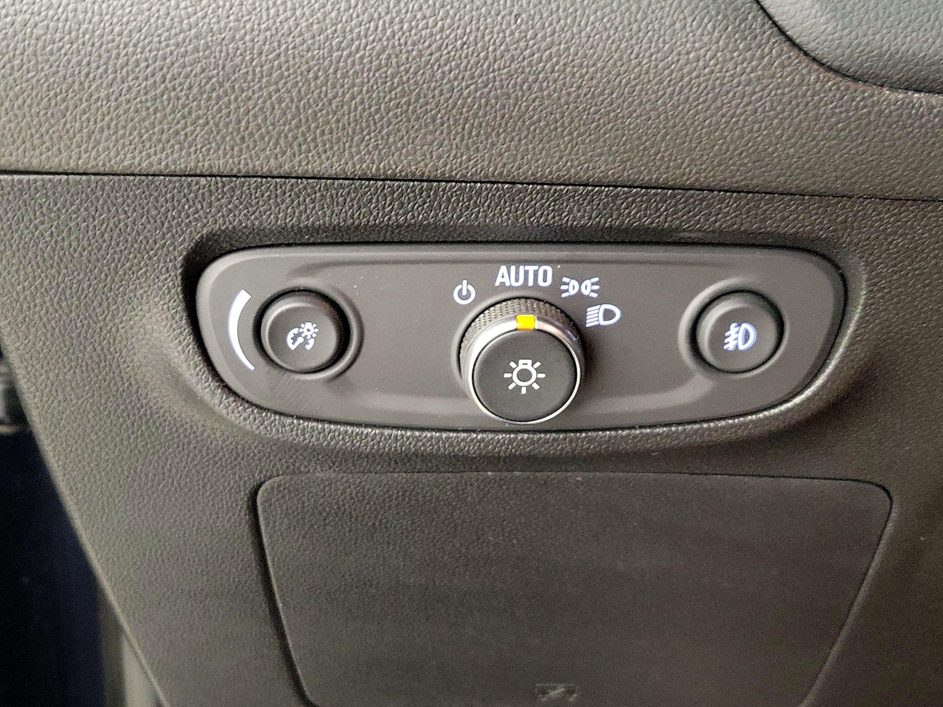 Thumbnail: 2021 Buick Encore GX - 13