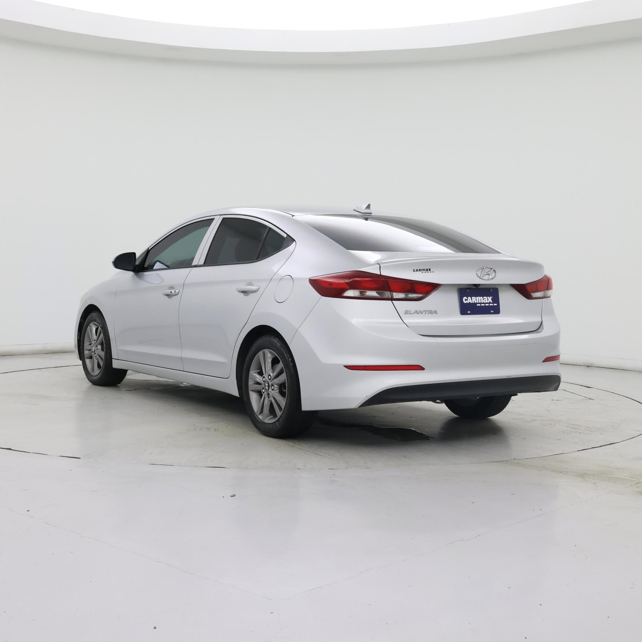 Thumbnail: 2018 Hyundai Elantra - 2