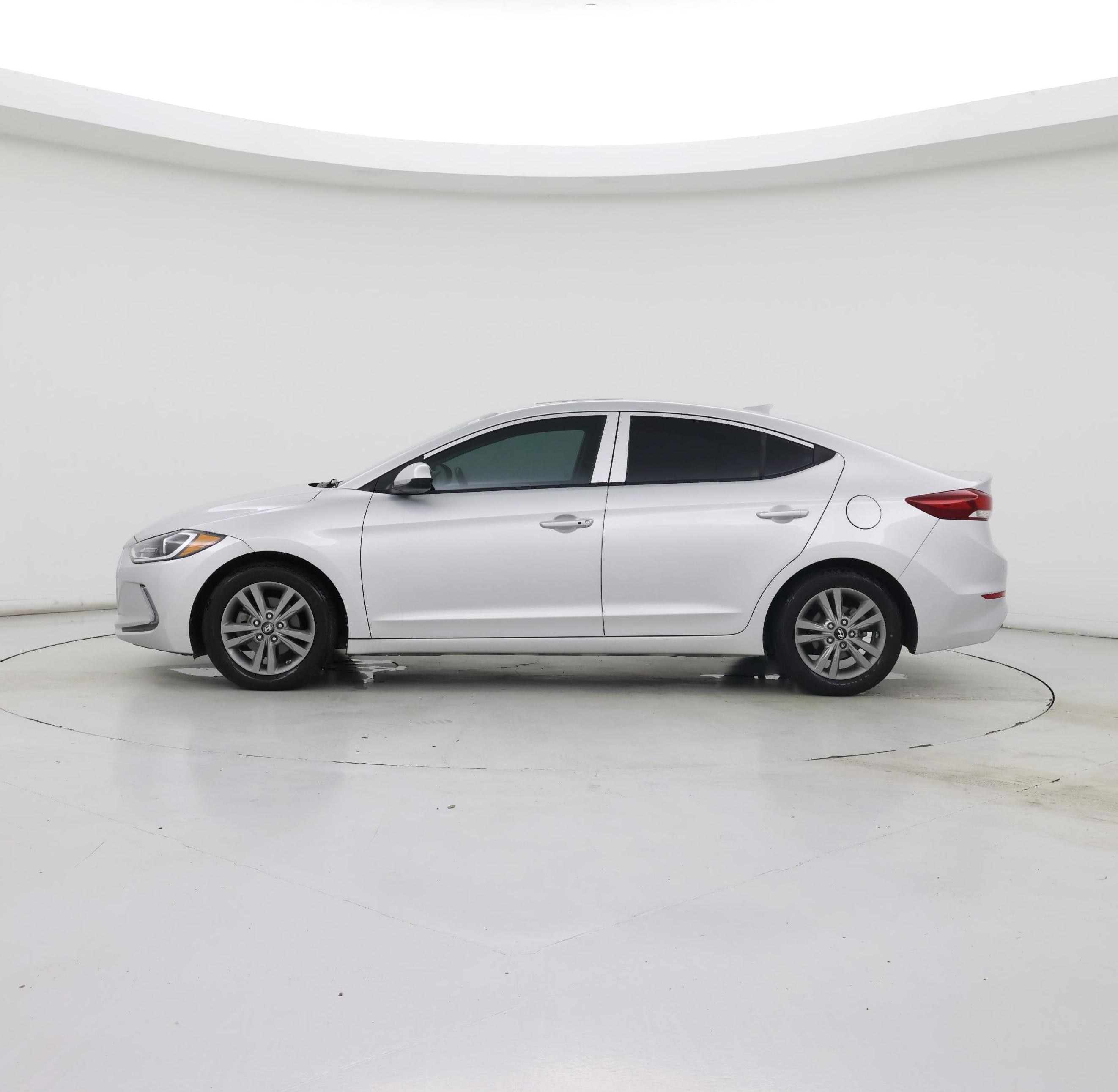 Thumbnail: 2018 Hyundai Elantra - 3