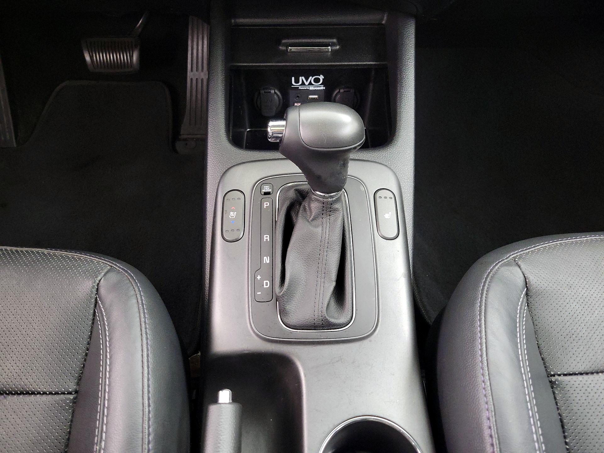 Thumbnail: 2015 Kia Forte - 17