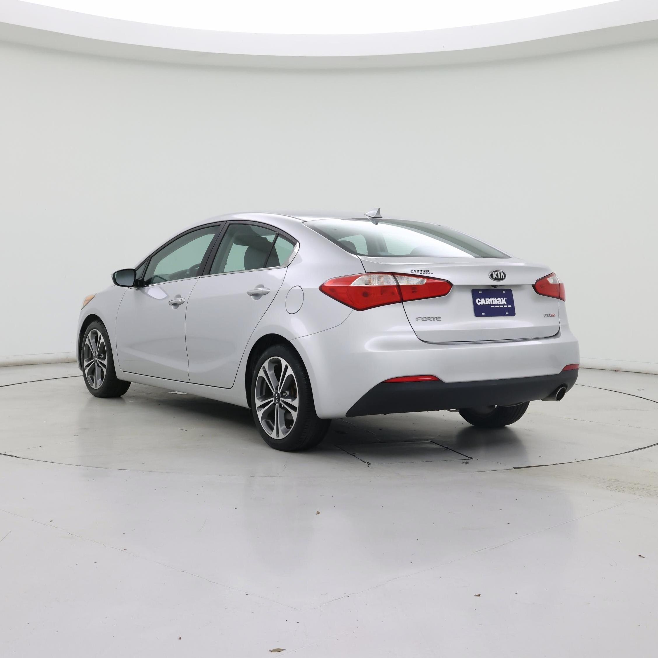 Thumbnail: 2015 Kia Forte - 2